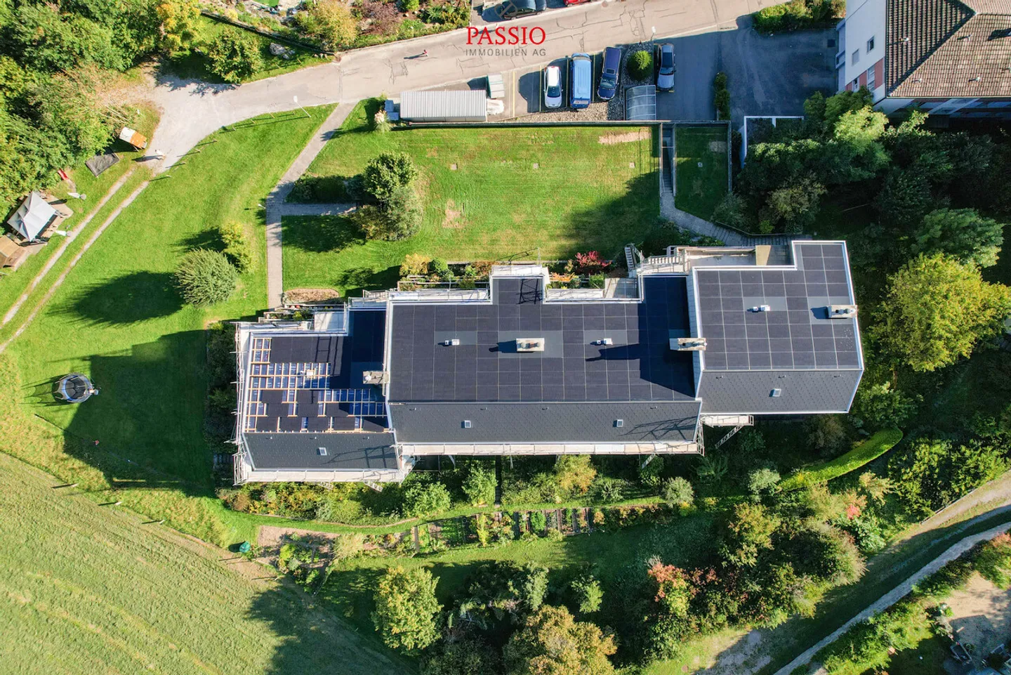Appartamento familiare di 6 stanze ben tenuto in una posizione tranquilla con ottimi collegamenti di trasporto - Foto 19 di 21