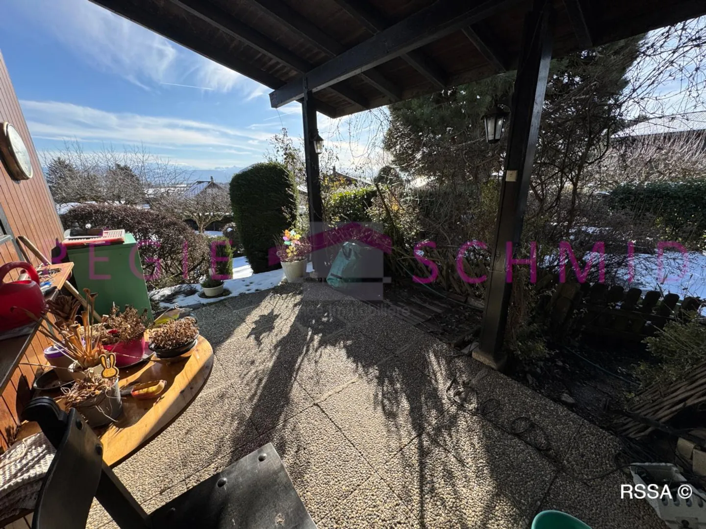 Charming Single-Family Home - Photo 4 of 10