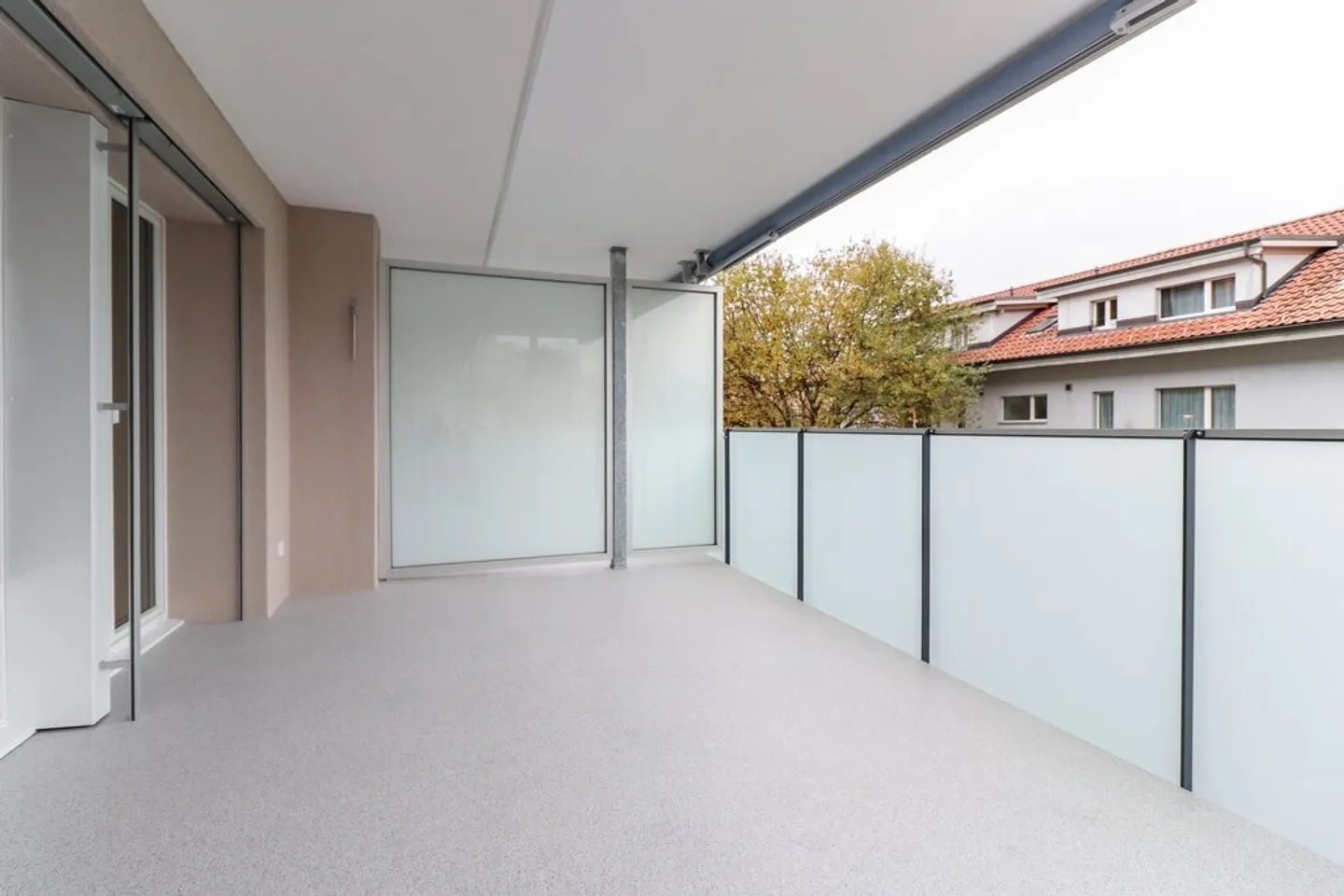 Living with a dream view! - Photo 9 of 9