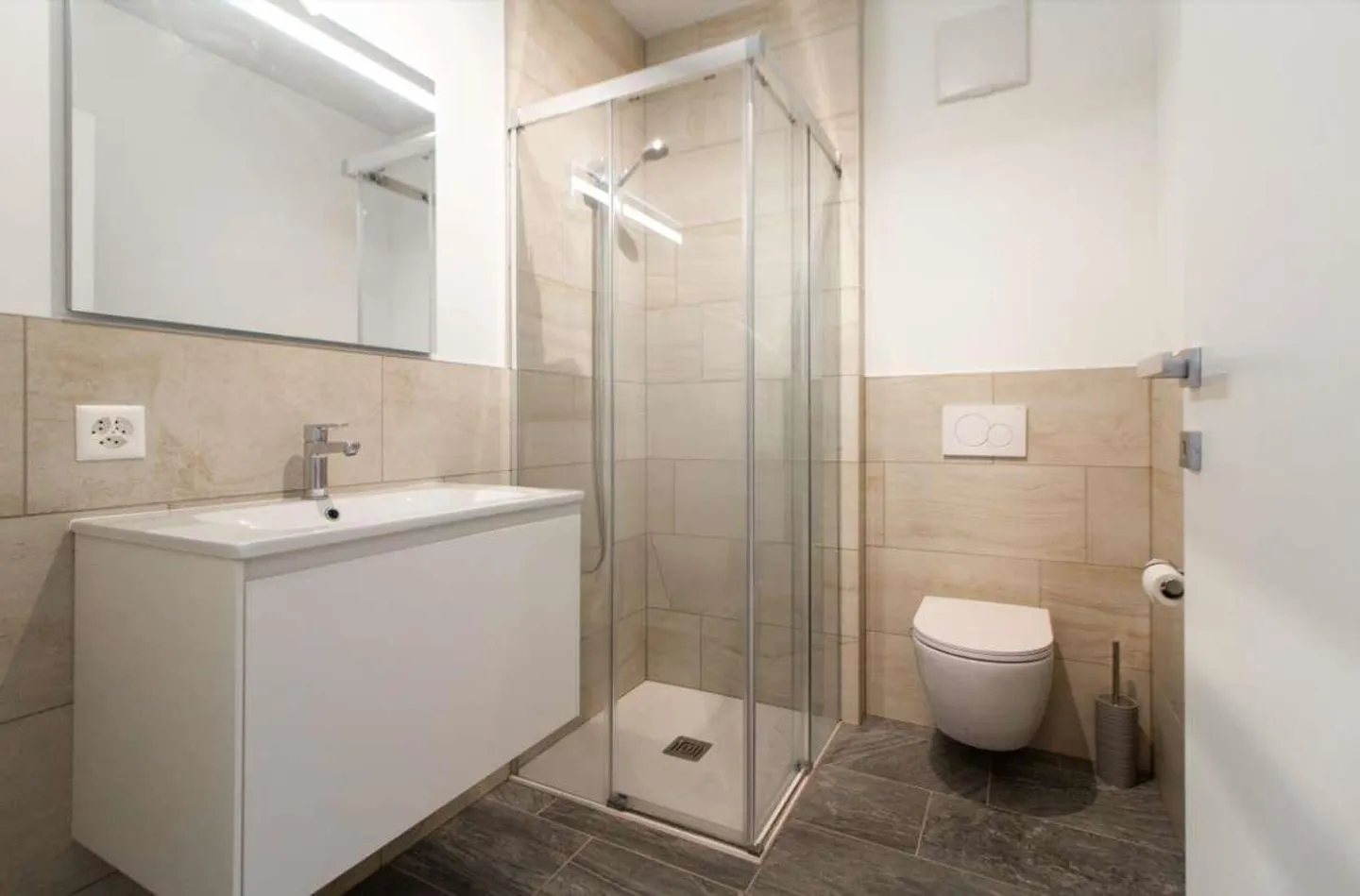 Appartamento 2.5 locali arredato Lugano - Foto 2 di 2
