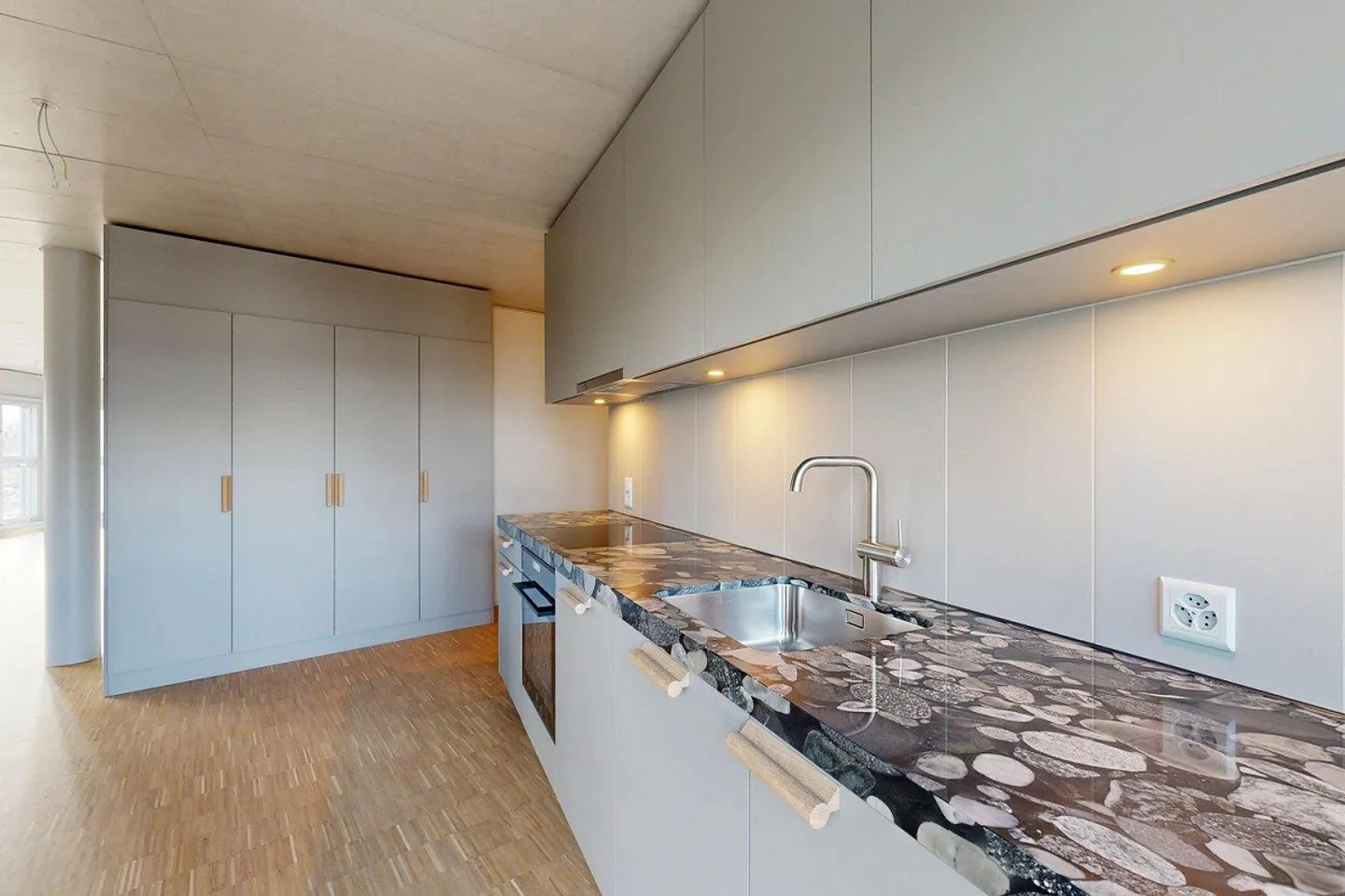 PANORAMA & URBANO: Prima locazione "SPHINX" - Foto 6 di 7