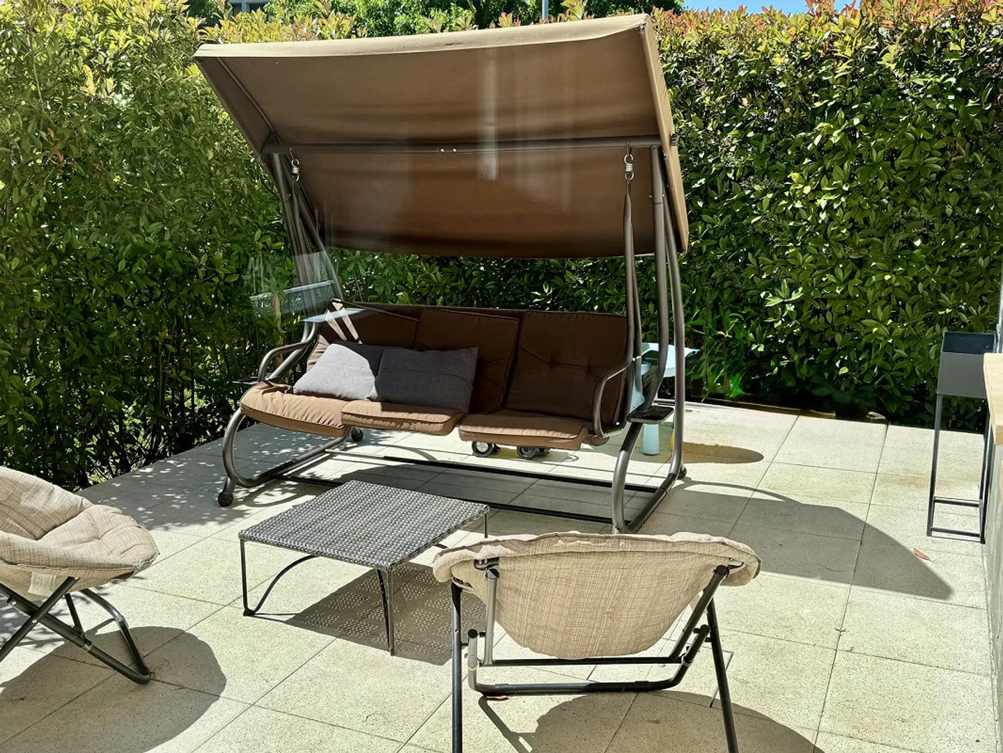 VILLA IM STIL IM ZENTRUM VON MENDRISIO, DOPPELGARTEN, GARAGE UND PARKPLÄTZE - Foto 1 von 18