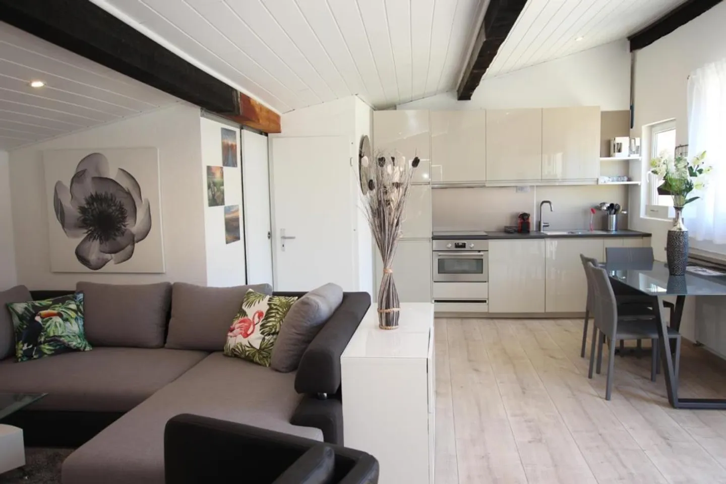 Renovated Cottage with Terrace - Photo 1 of 7