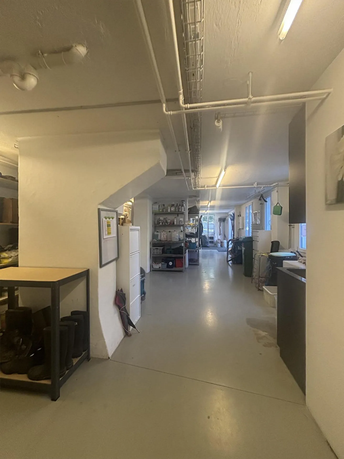 Versatile commercial space with 132 m² - Photo 1 of 5