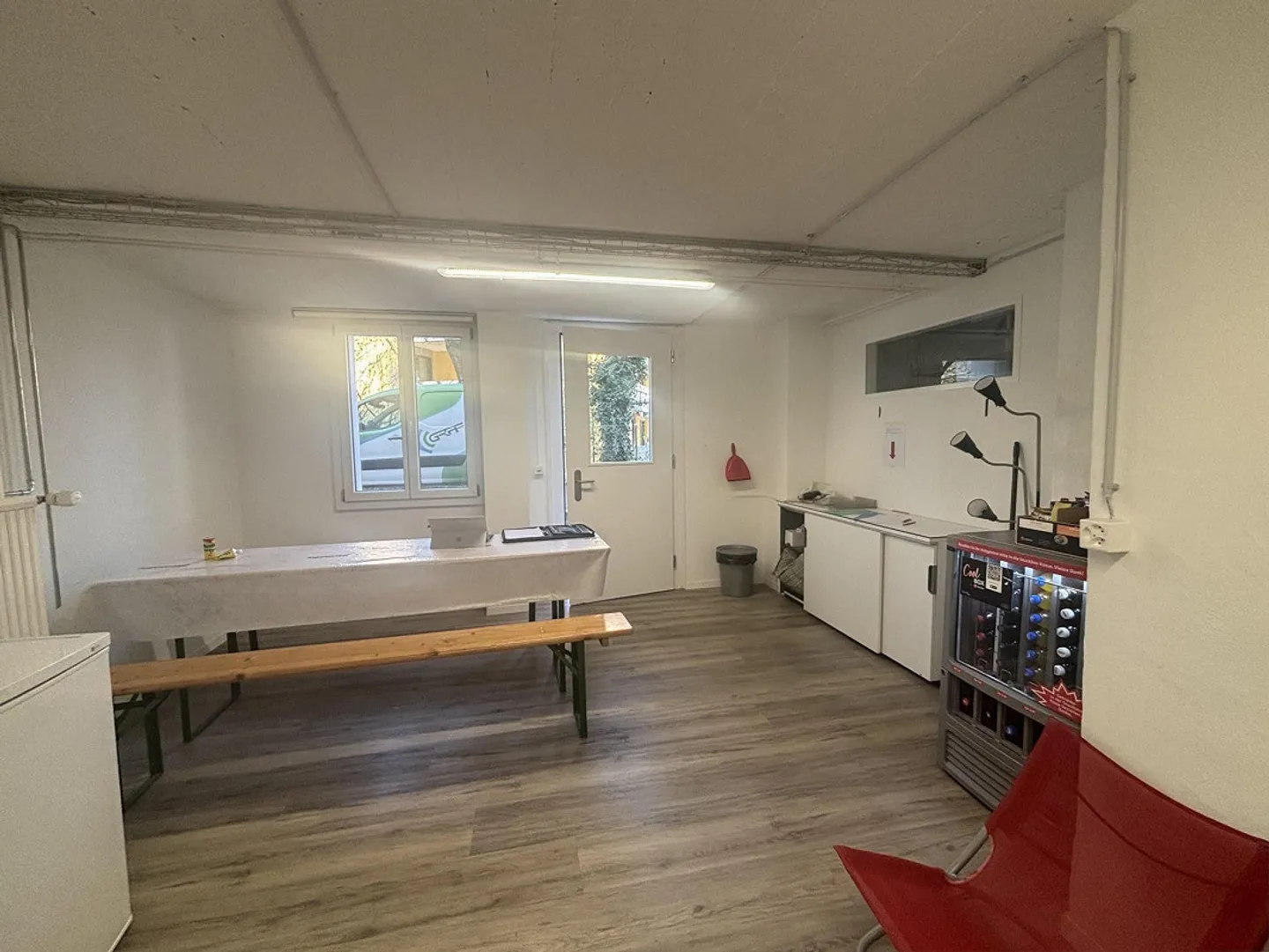 Versatile commercial space with 132 m² - Photo 5 of 5