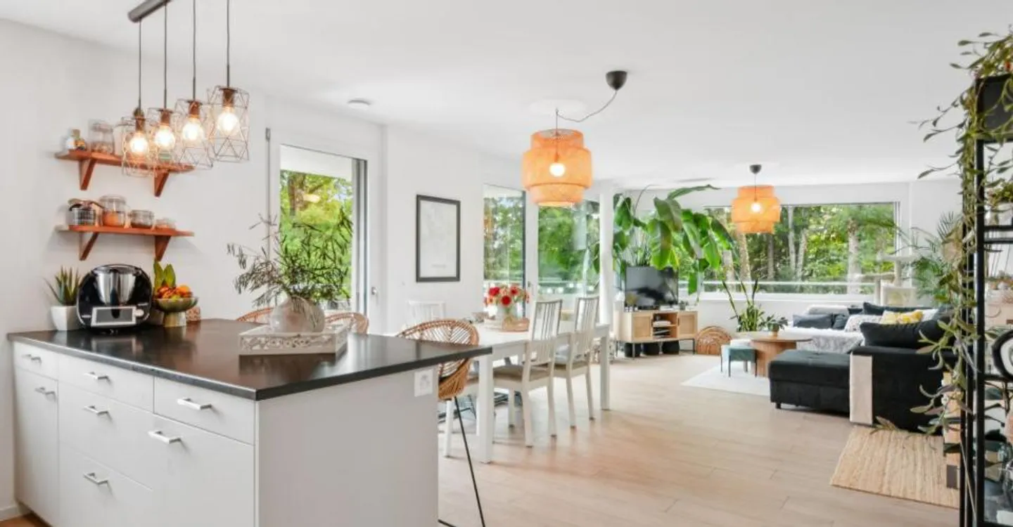 Appartamento di lusso 4.5 stanze nel quartiere Bois du Petit C - Foto 2 di 13