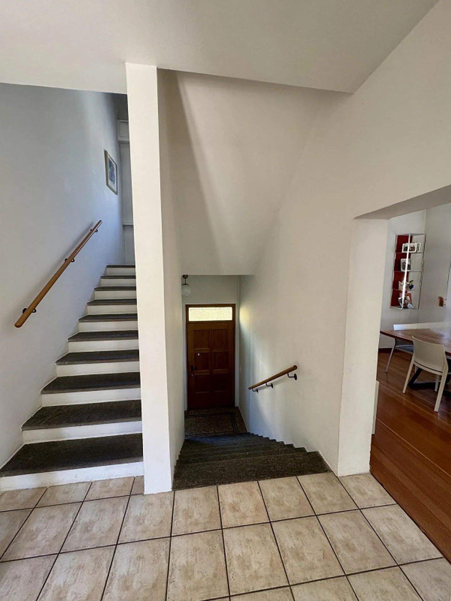 VILLA IM STIL IM ZENTRUM VON MENDRISIO, DOPPELGARTEN, GARAGE UND PARKPLÄTZE - Foto 12 von 18