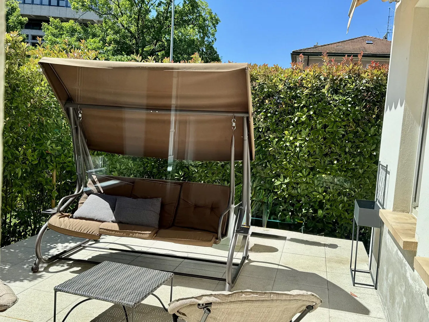 VILLA IM STIL IM ZENTRUM VON MENDRISIO, DOPPELGARTEN, GARAGE UND PARKPLÄTZE - Foto 18 von 18