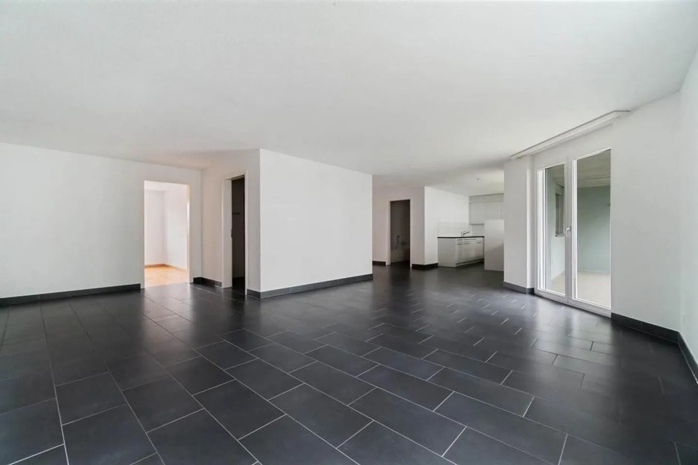 La Felicità della Vostra Famiglia - Appartamento Attraente Vicino alla Città - Foto 8 di 12