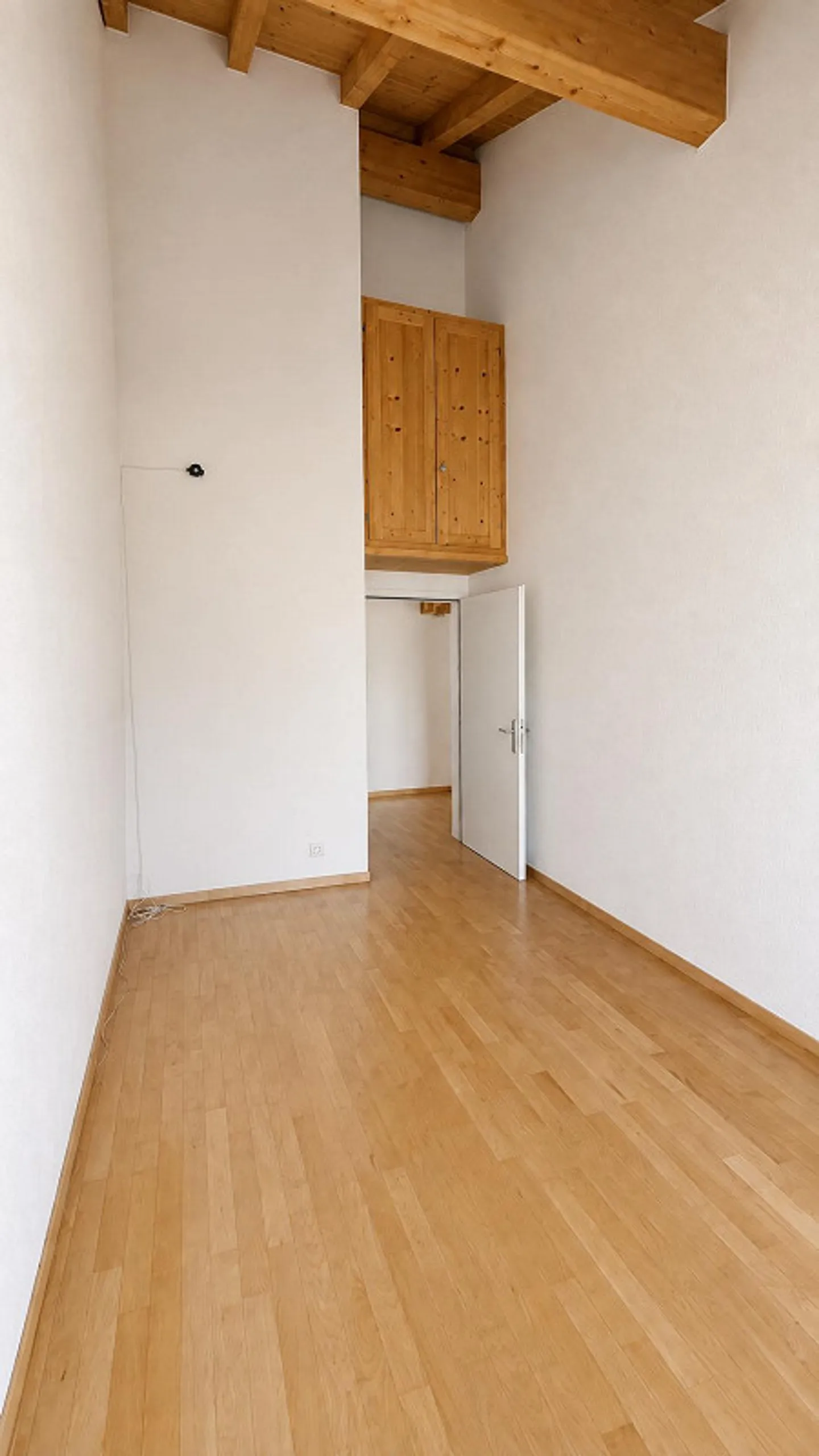 Panorama lake view meets charming living - Photo 11 of 24