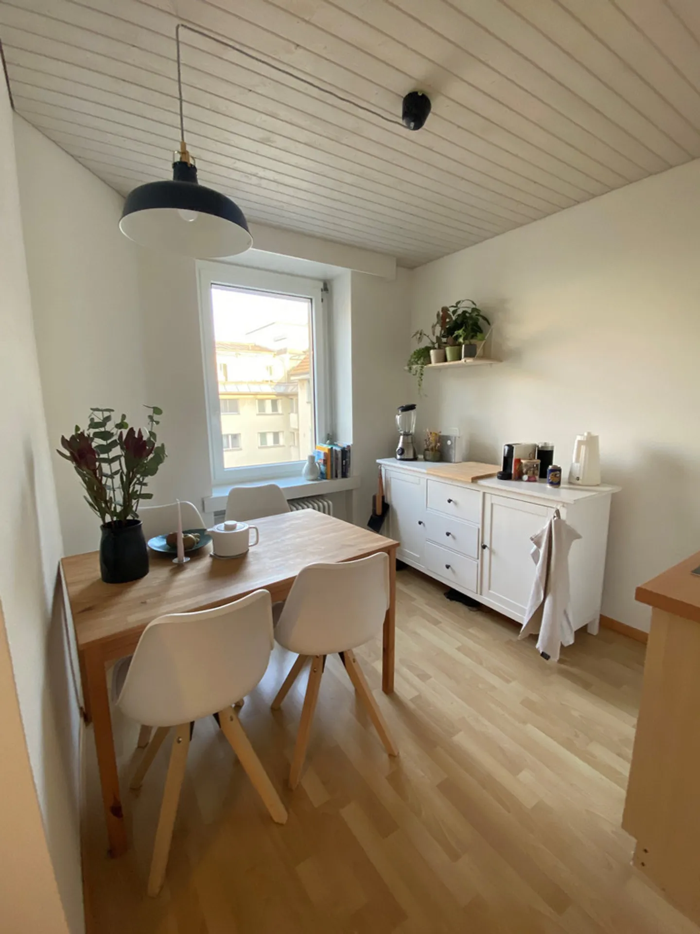 Lucerna - economico e vicino alla stazione? - Foto 2 di 4