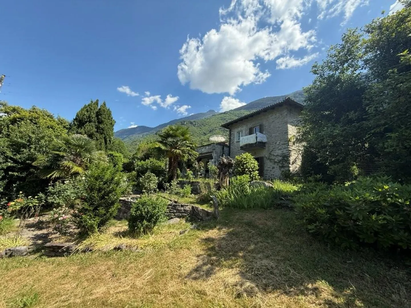 Terrain à bâtir à Claro (TI) – 4'200 m² dans une zone résidentielle attrayante R2 - Photo 3 sur 6