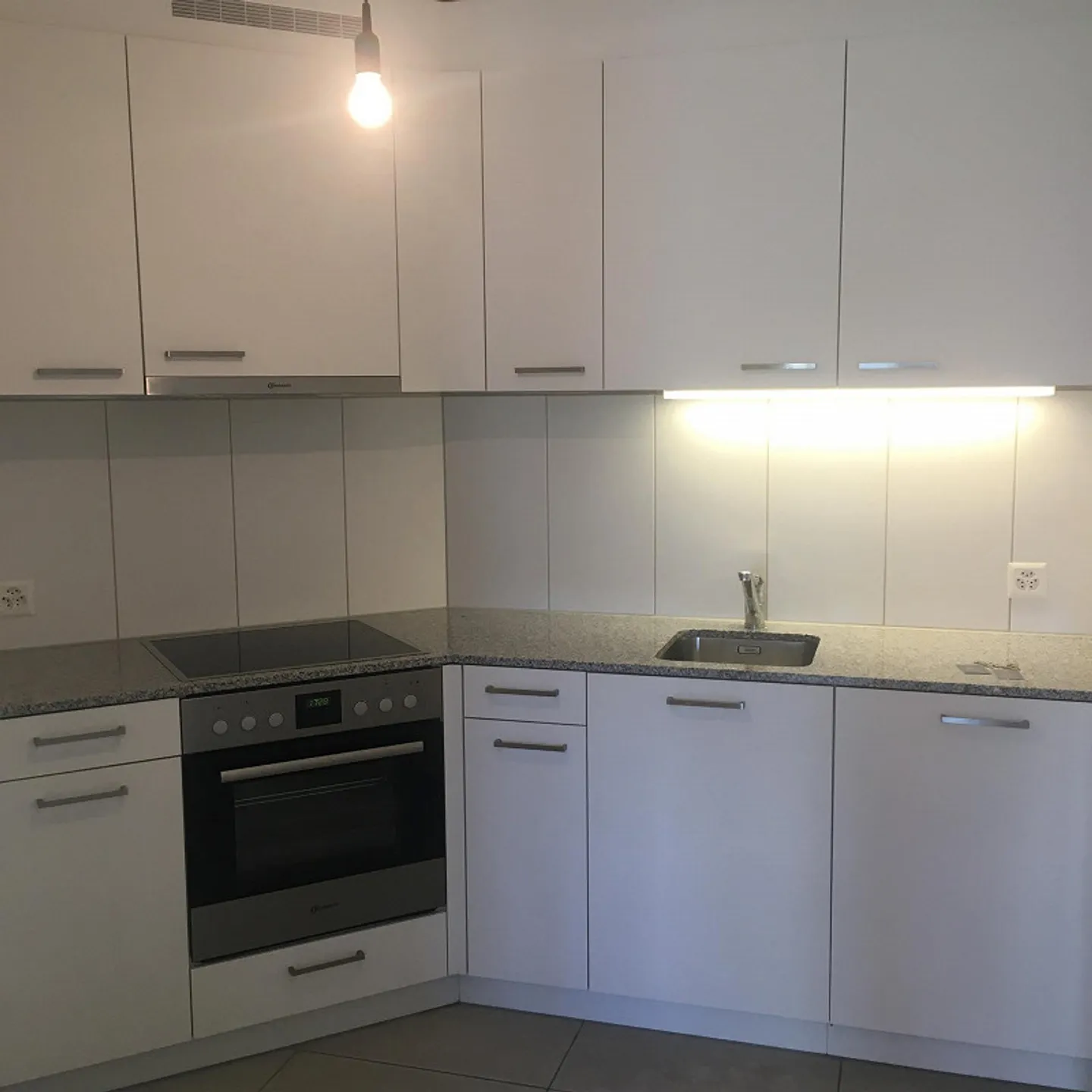 Gemütliche 3-Zimmerwohnung an zentraler Lage in Rotkreuz - Foto 2 di 7