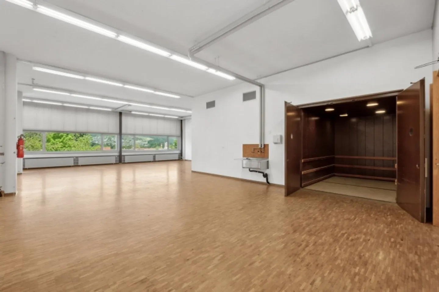 Mischgenutztes Gebäude mieten - Foto 5 von 7