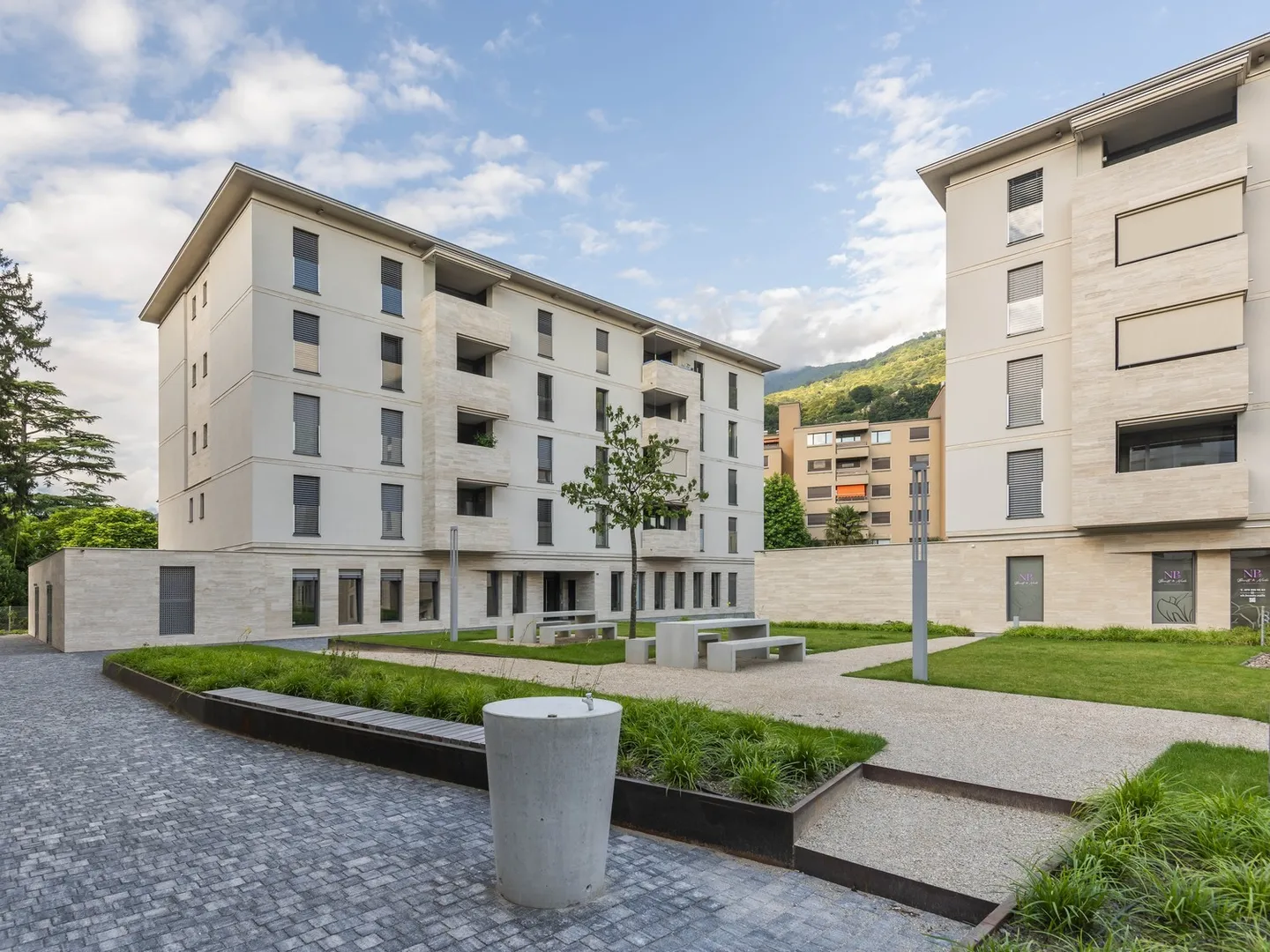 Affitta nuovi spazi commerciali in una posizione centrale a Giubiasco - Foto 2 di 3