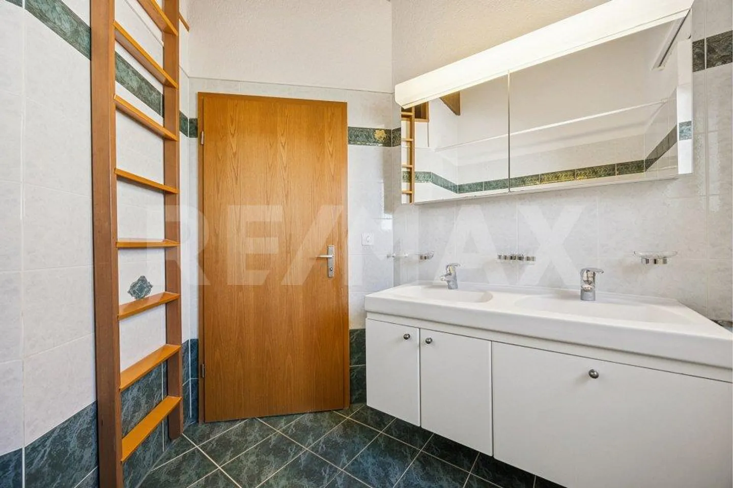 Ideal for Craft Business (SME) with Rental Income - Photo 13 of 13