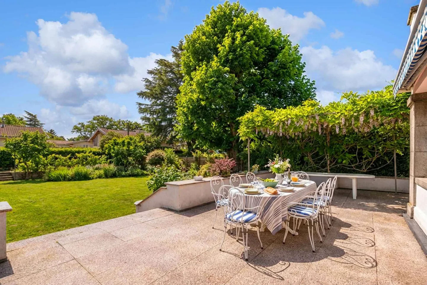 Incantevole Villa a Chêne-Bougeries - Foto 3 di 13