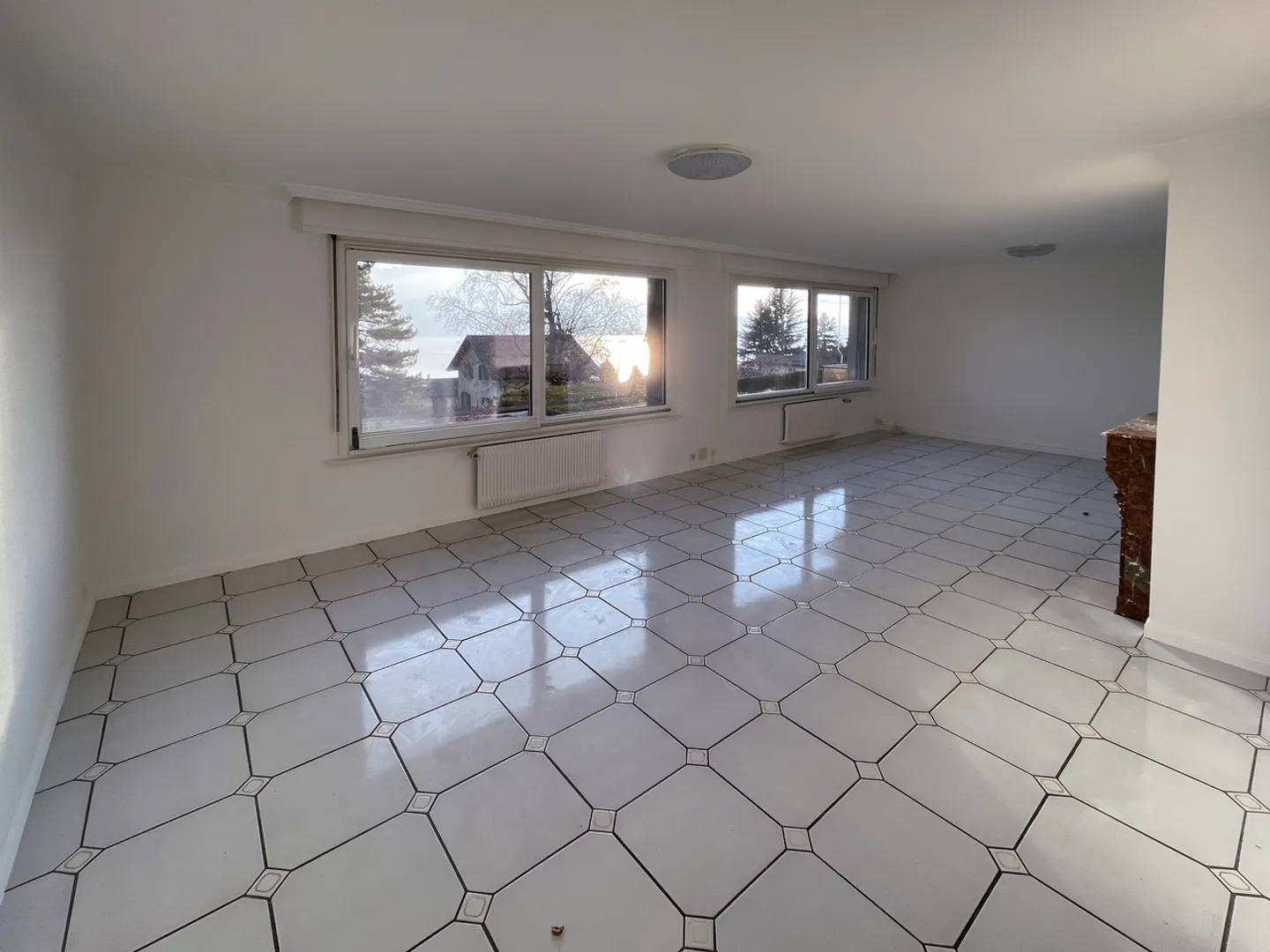 Appartement spacieux de 5,5 pièces avec vue sur le lac - Photo 4 sur 13