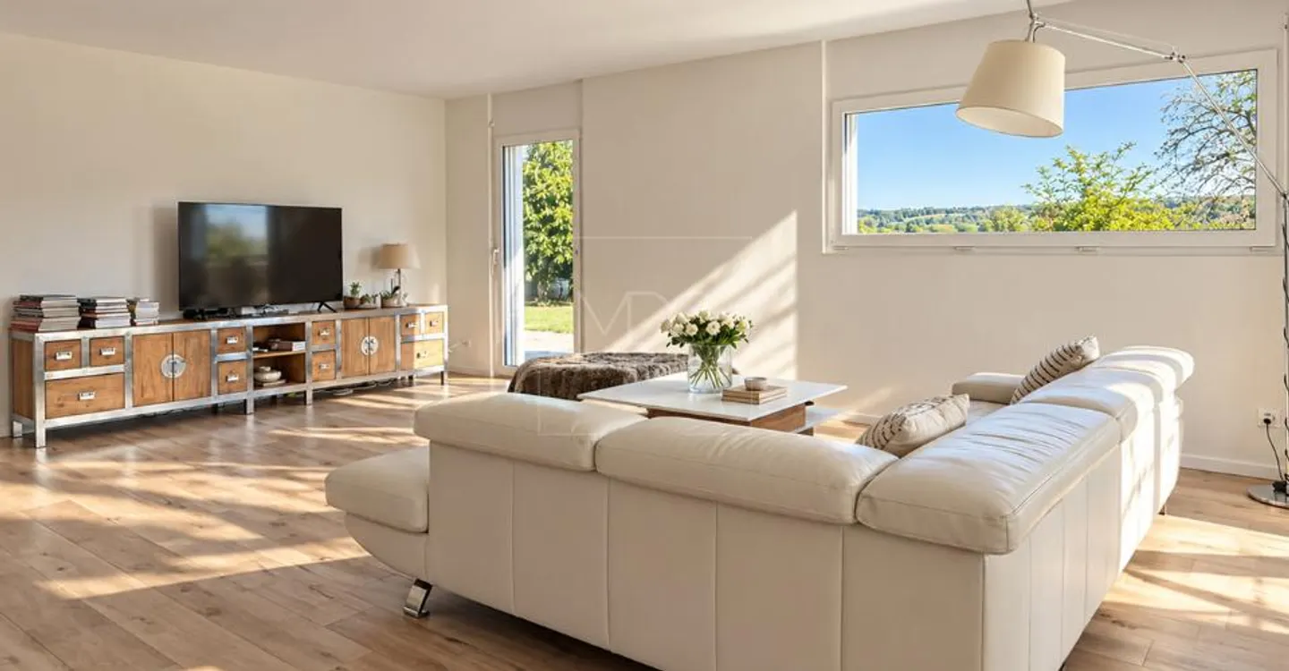 Moderne Villa mit Aussicht - Foto 2 von 13