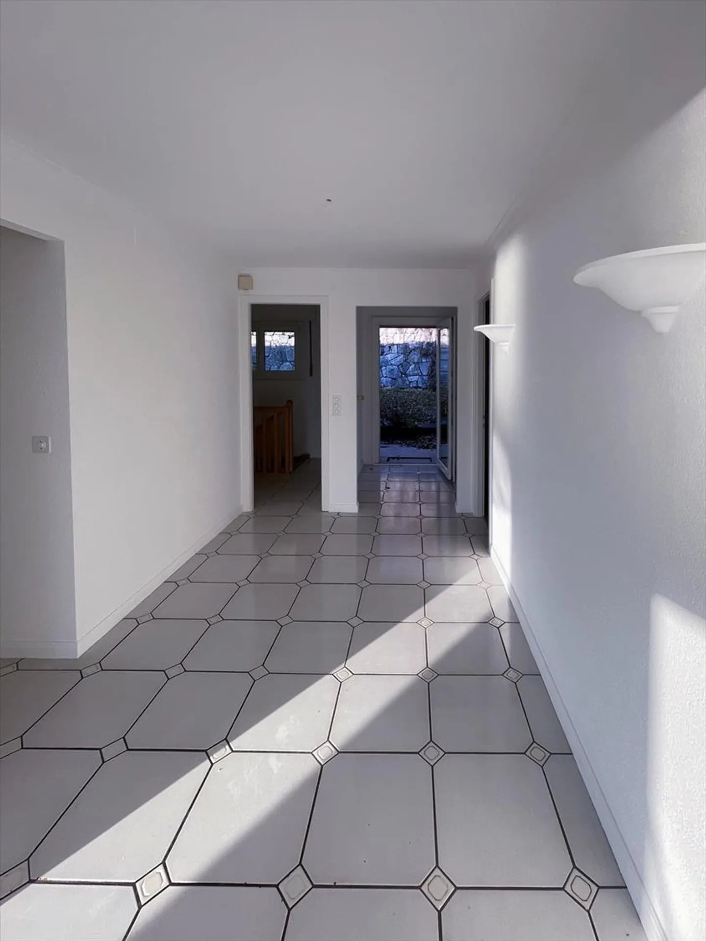 Appartement spacieux de 5,5 pièces avec vue sur le lac - Photo 3 sur 13