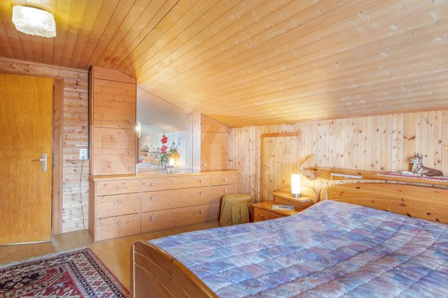 4.5 Room House - Photo 8 of 13