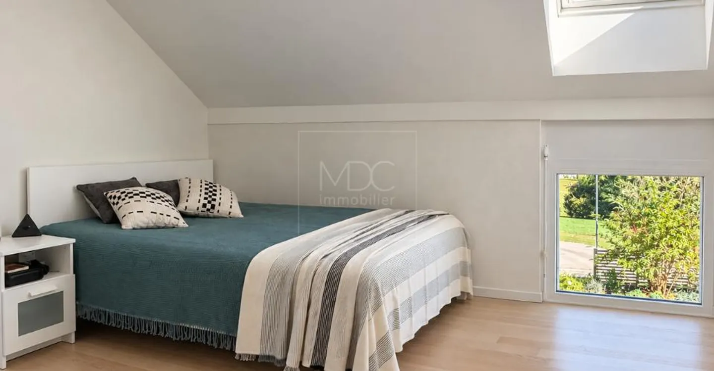 Moderne Villa mit Aussicht - Foto 8 von 13