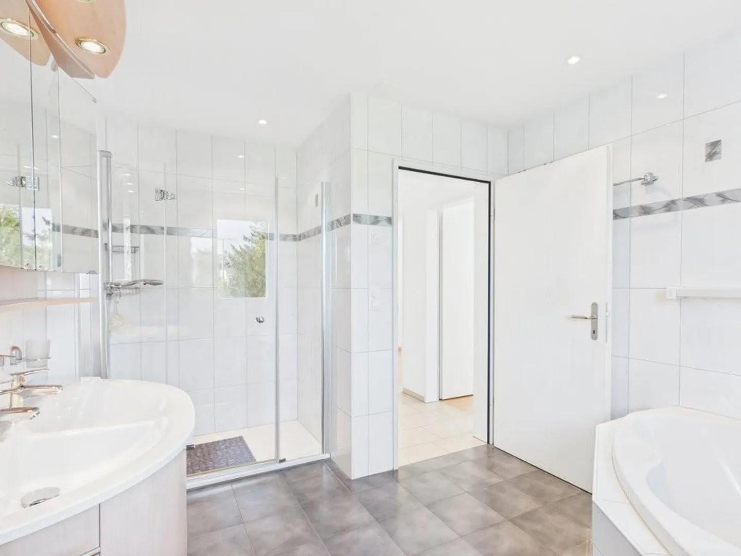 Appartement de rêve de 4,5 pièces dans le quartier de Bachwisen - Photo 7 sur 11