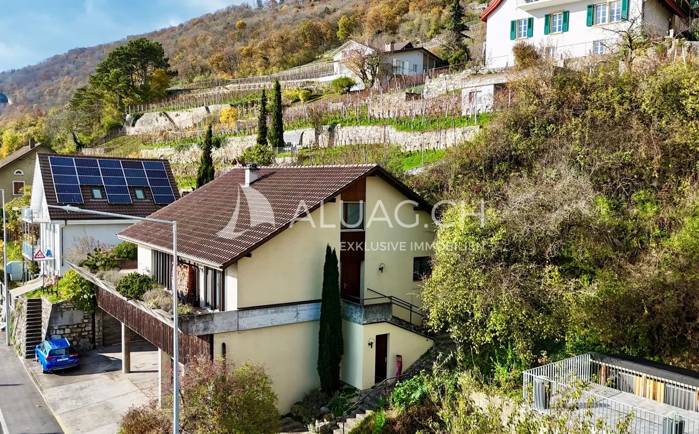 VILLA UNIFAMILIARE CON VISTA LAGO NON OSTRUITA - Foto 3 di 14