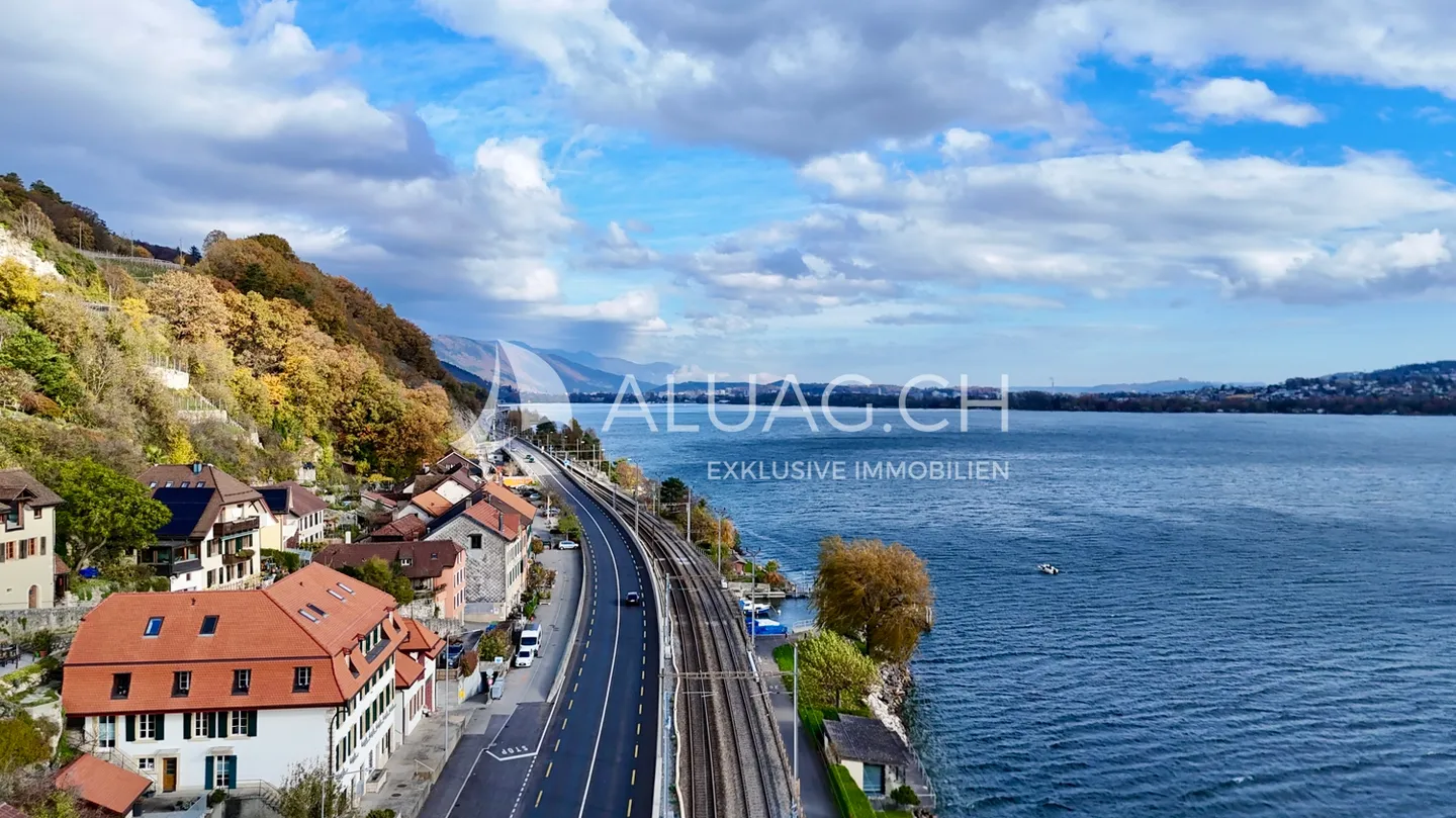 VILLA UNIFAMILIARE CON VISTA LAGO NON OSTRUITA - Foto 4 di 14