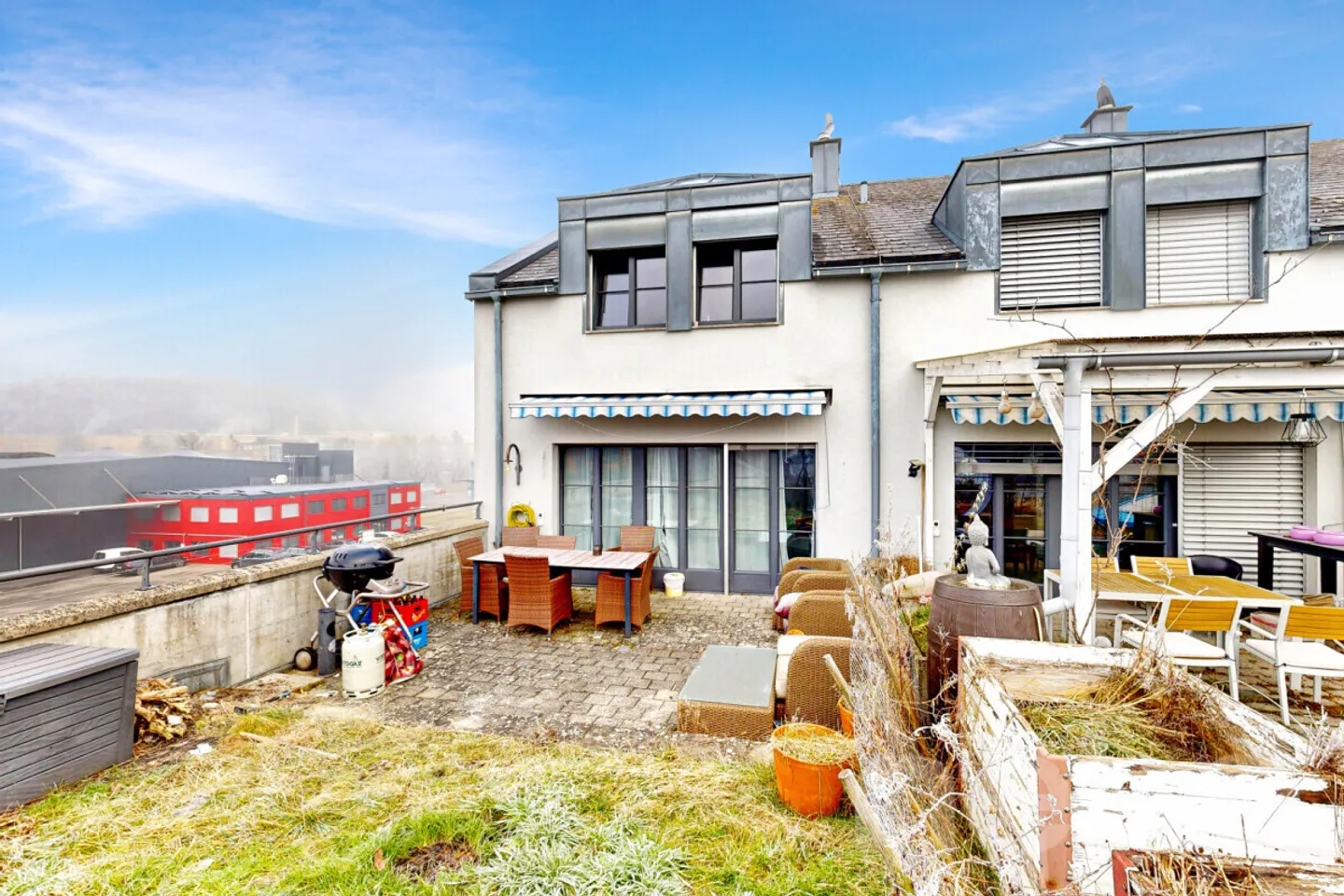 Arriver chez soi : Appartement en duplex spacieux avec terrasse - Photo 3 sur 11