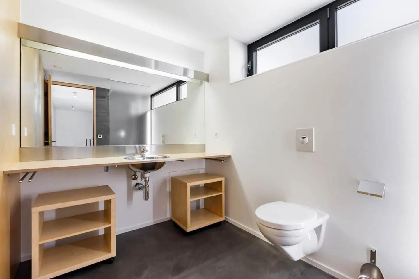 Casa familiare moderna con vista - Foto 4 di 12