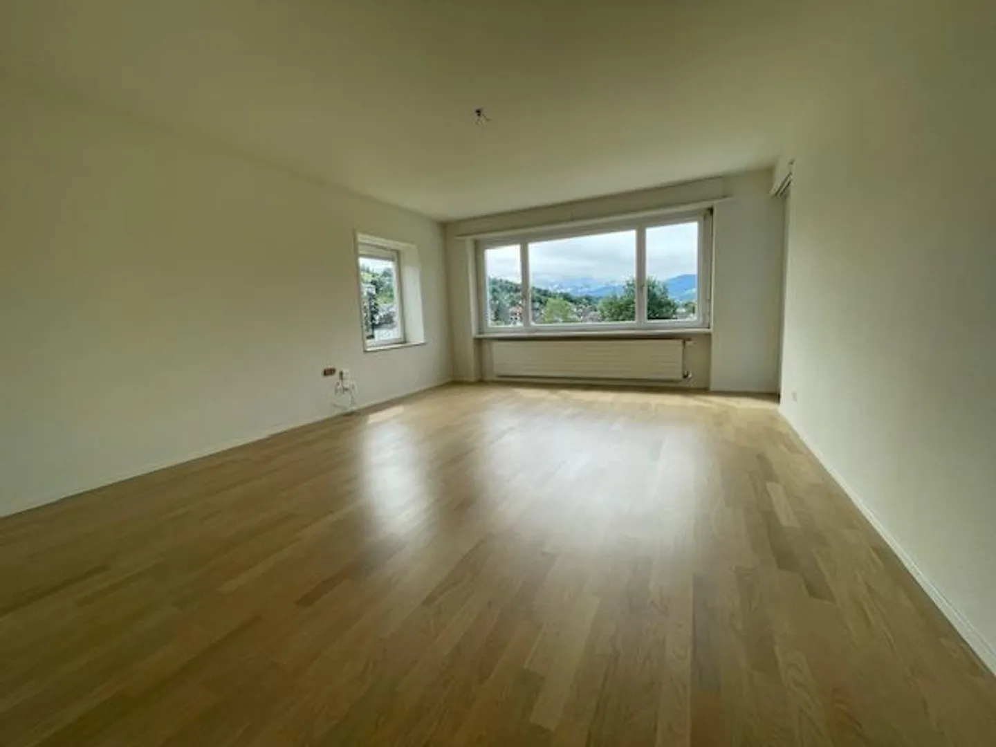 Appartamento 4 locali al 5° piano con vista - Foto 6 di 18