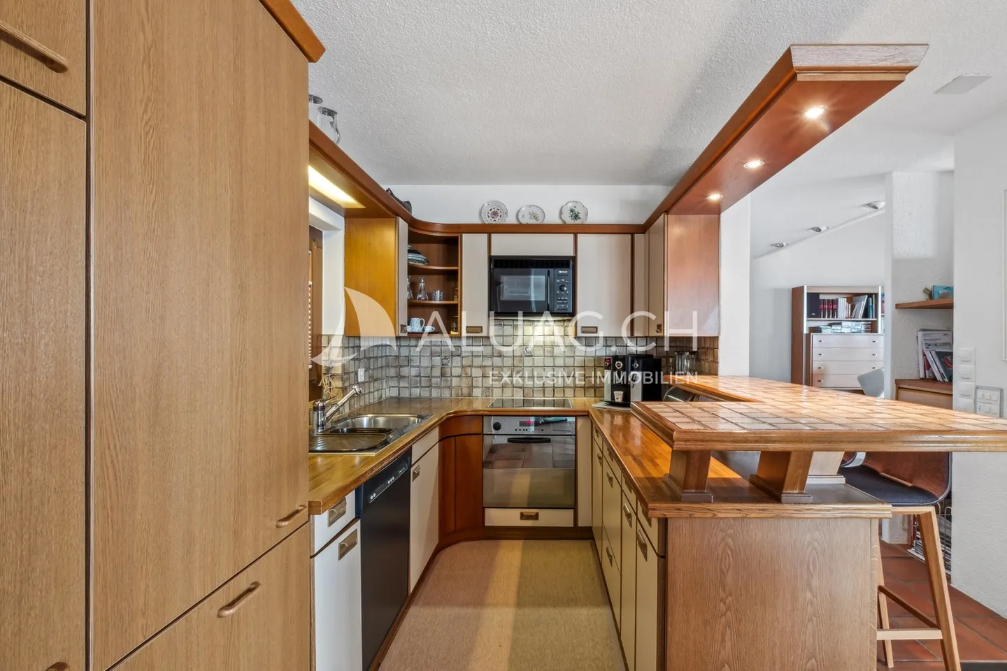 VILLA UNIFAMILIARE CON VISTA LAGO NON OSTRUITA - Foto 9 di 14