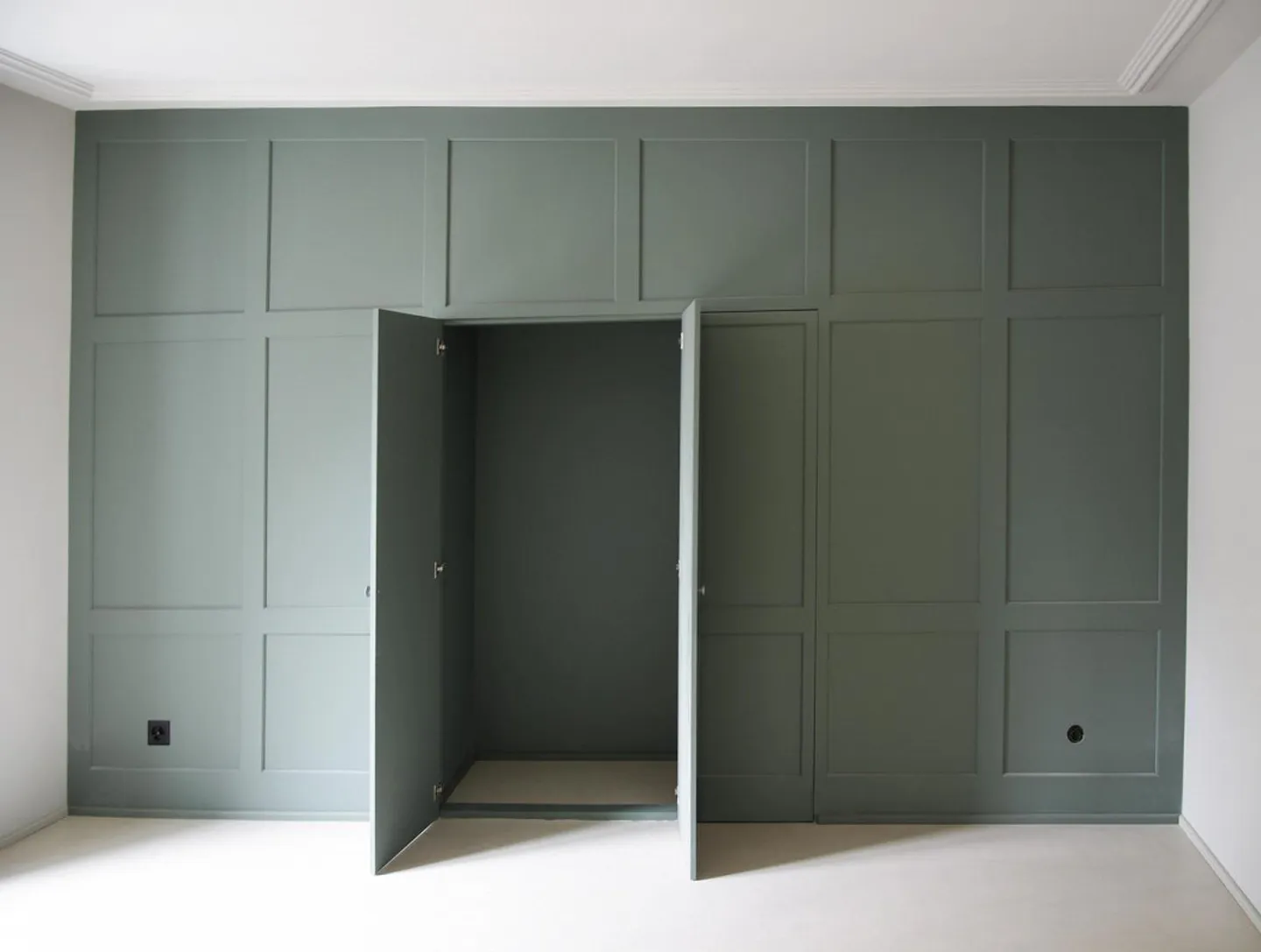 Living with Style - Charming Old Building Apartment in New Shine - Photo 5 of 7