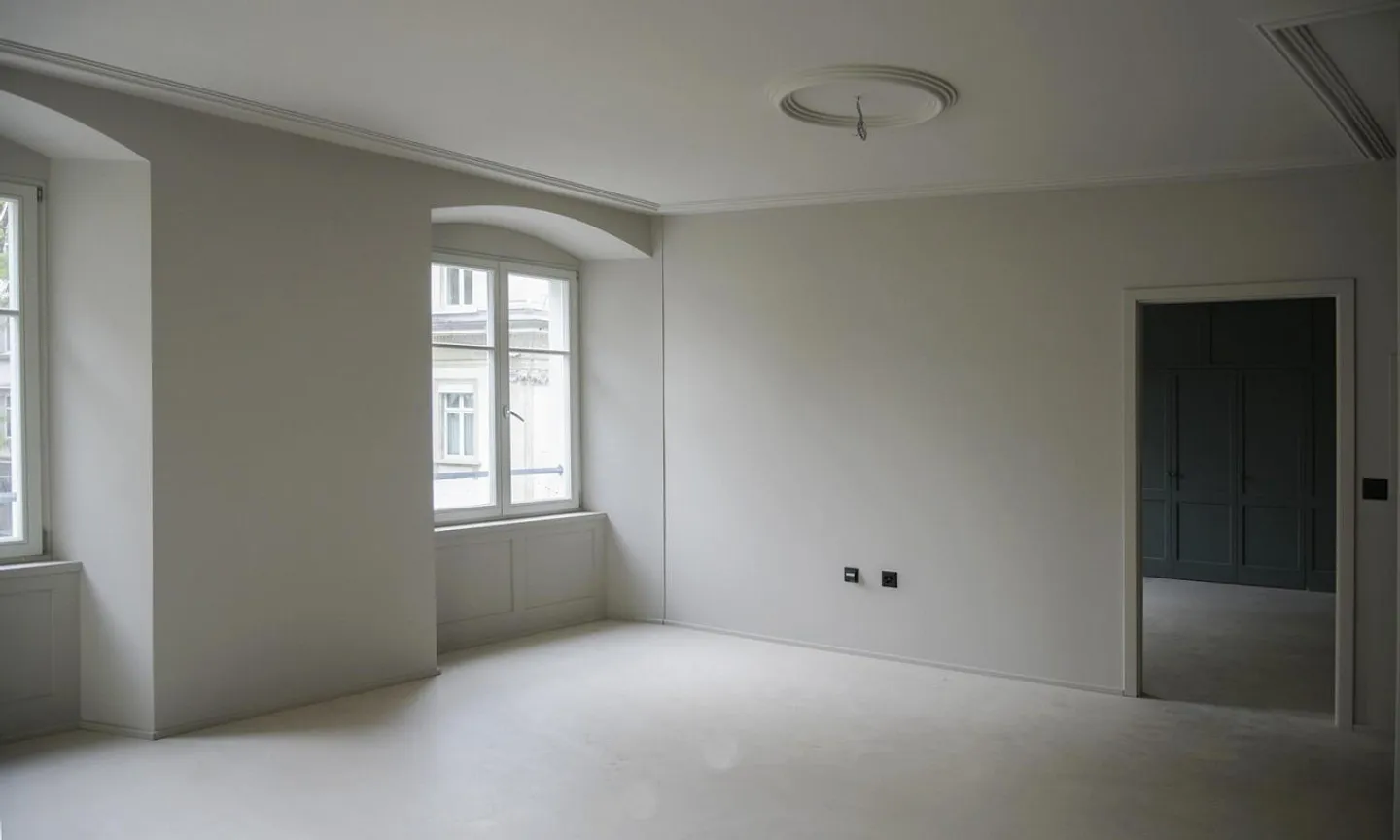 Living with Style - Charming Old Building Apartment in New Shine - Photo 6 of 7