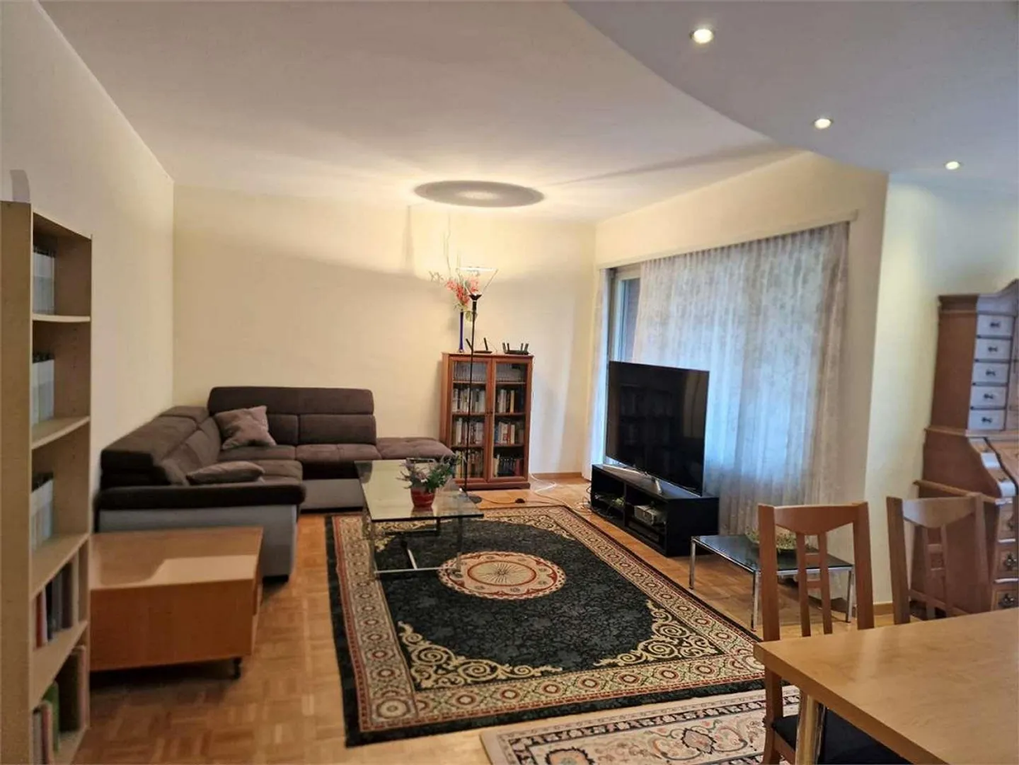 Viganello (Via Merlina) - Elegant 3.5 Rooms FURNISHED with Terrace, B - Photo 2 of 13