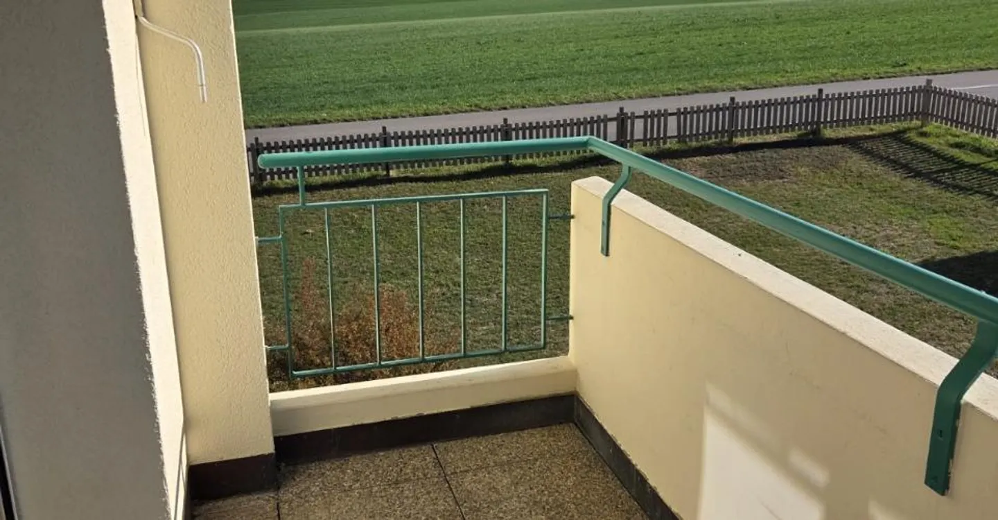 Appartement 4,5 pièces avec balcon et vue - Photo 4 of 16