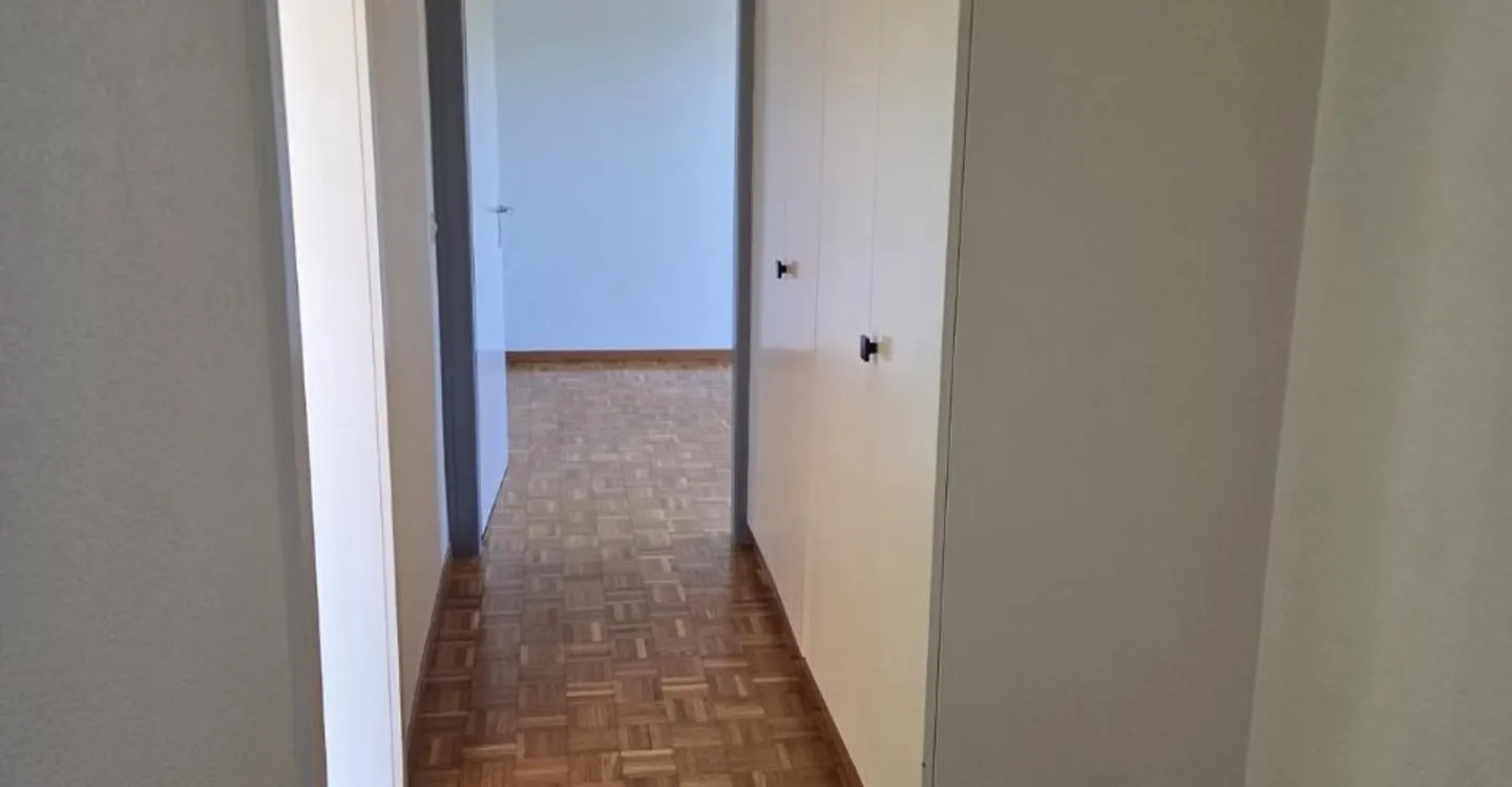 Appartement 4,5 pièces avec balcon et vue - Photo 6 of 16