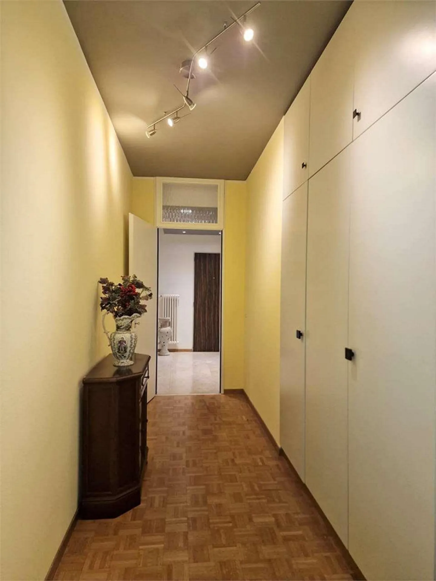 Viganello (Via Merlina) - Elegant 3.5 Rooms FURNISHED with Terrace, B - Photo 8 of 13