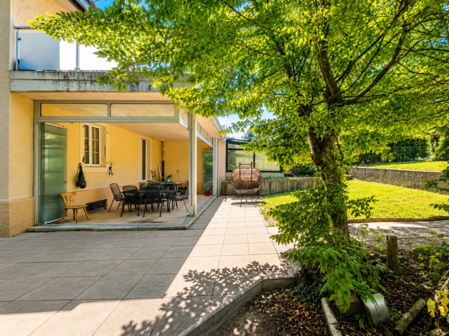 Charming Townhouse in Etangs - Photo 2 of 17