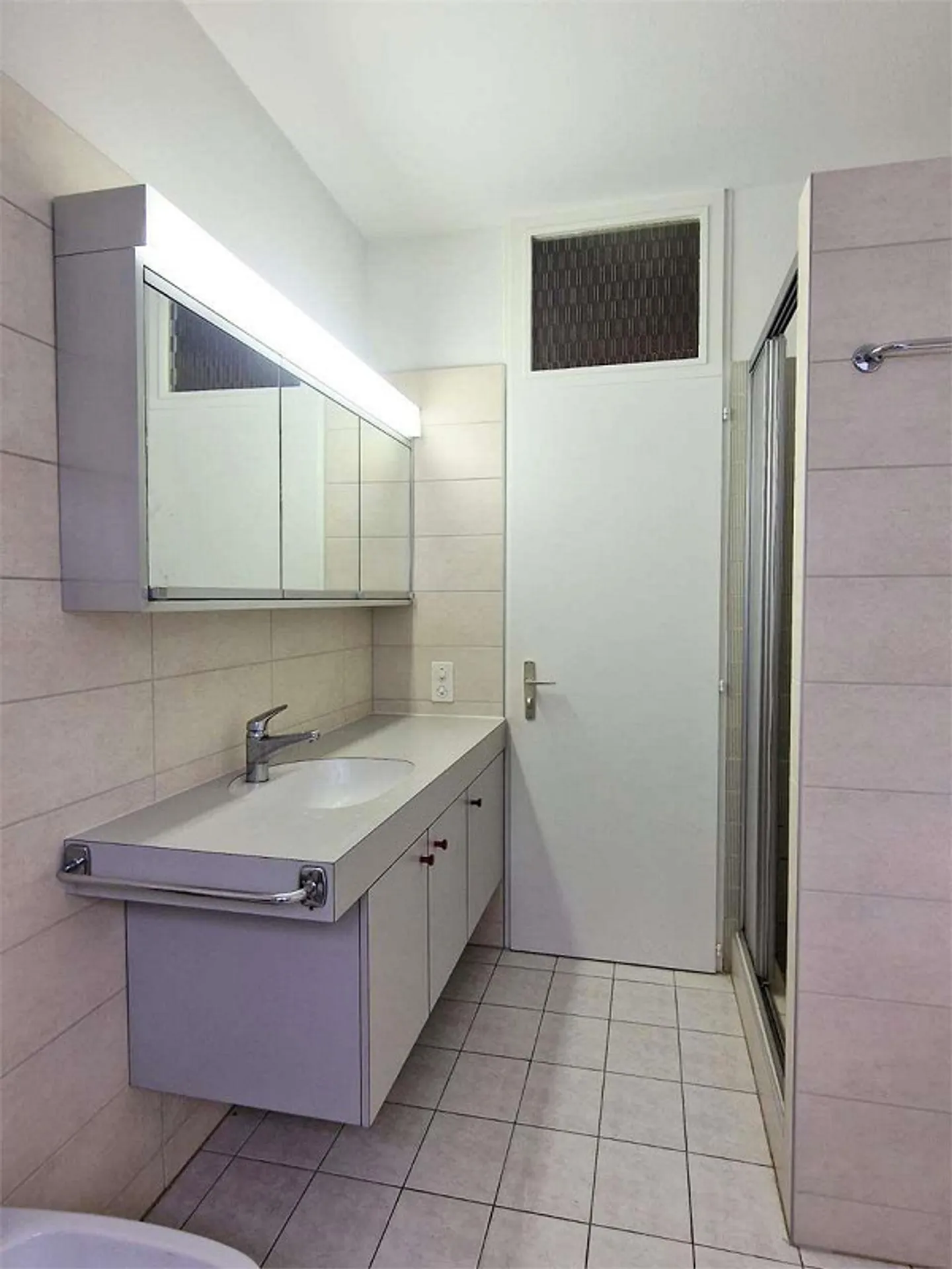 Viganello (Via Merlina) - Elegant 3.5 Rooms FURNISHED with Terrace, B - Photo 11 of 13