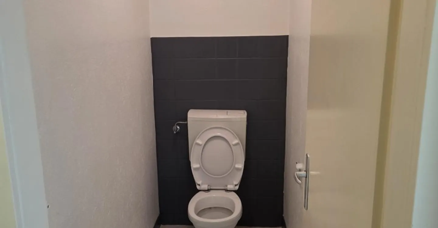 Appartement 4,5 pièces avec balcon et vue - Photo 14 of 16