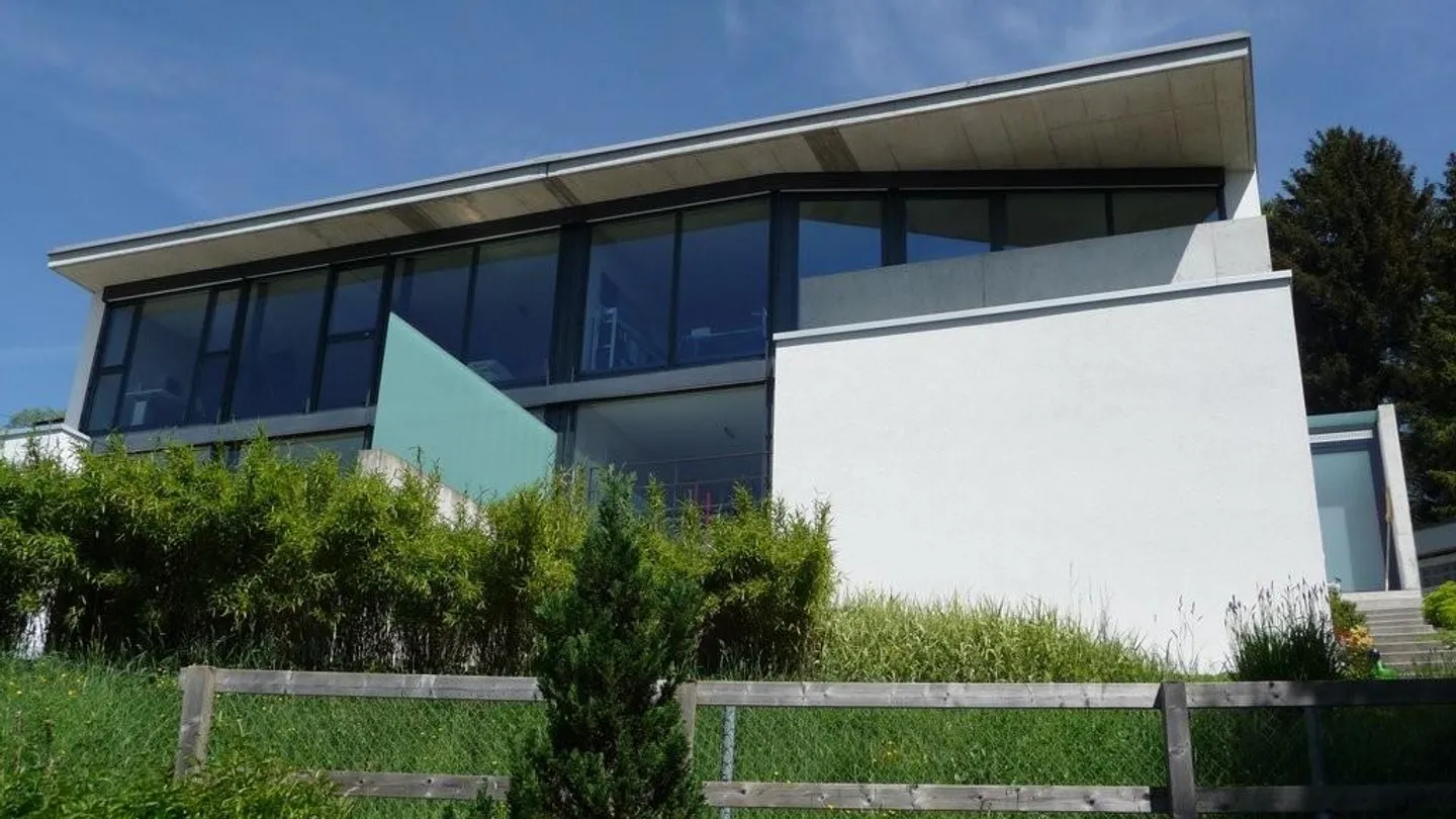 Casa familiare moderna con vista - Foto 11 di 12