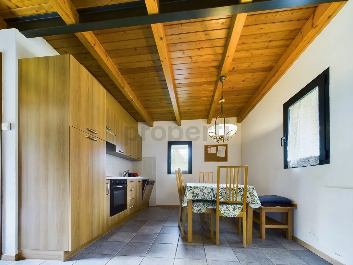 Vendita di una affascinante casa unifamiliare con vista mozzafiato e 6 stanze a Dalpe - Foto 5 di 13