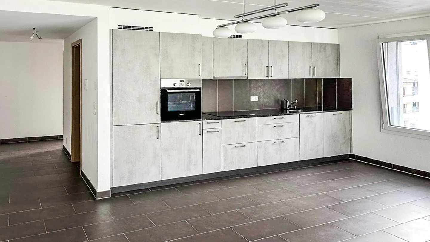 ZU VERMIETEN 3.5 ZIMMER WOHNUNG IN VOUVRY - Foto 3 von 9