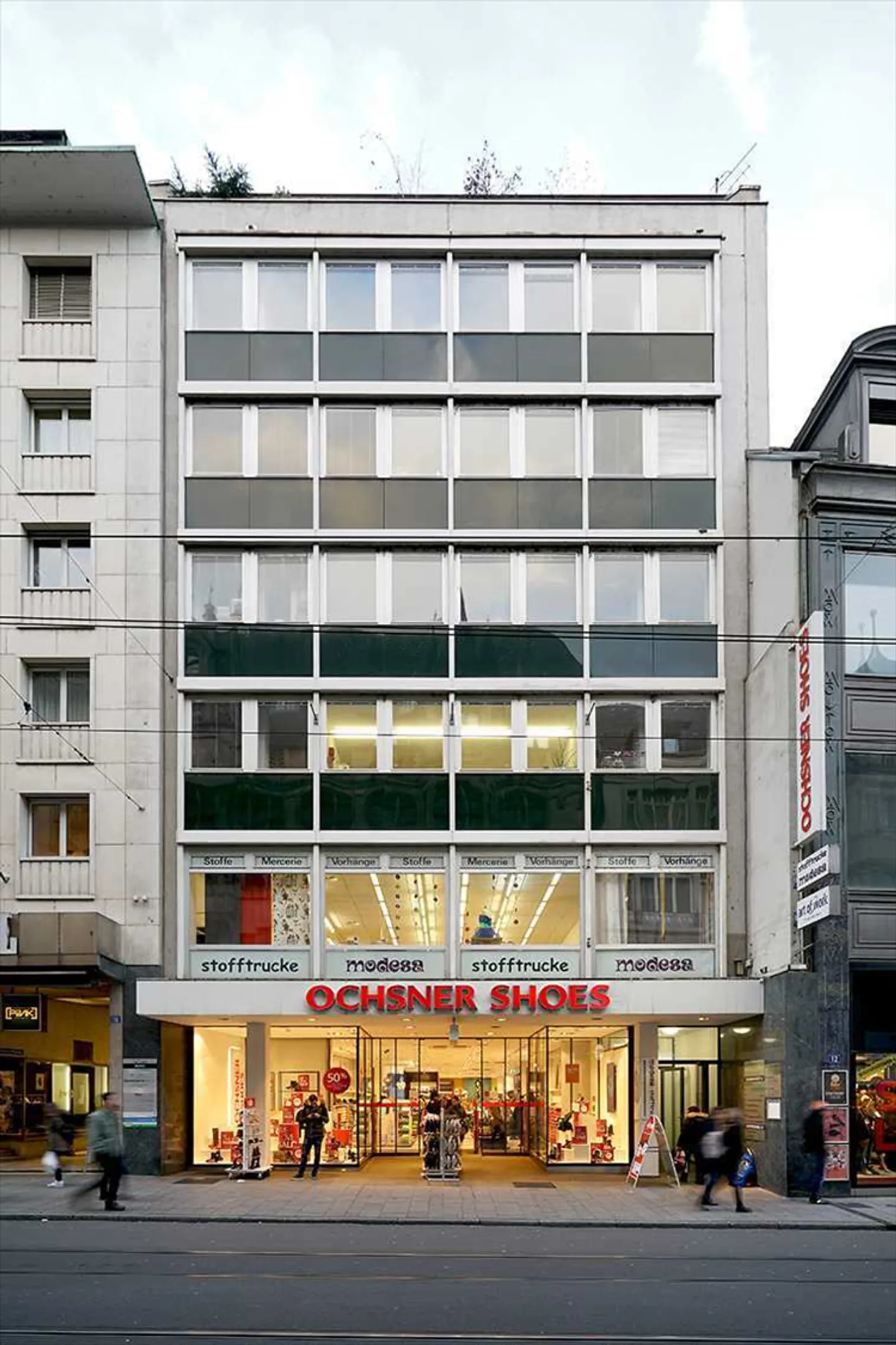 Attractive office in the best location in Basel city center - Photo 2 of 5