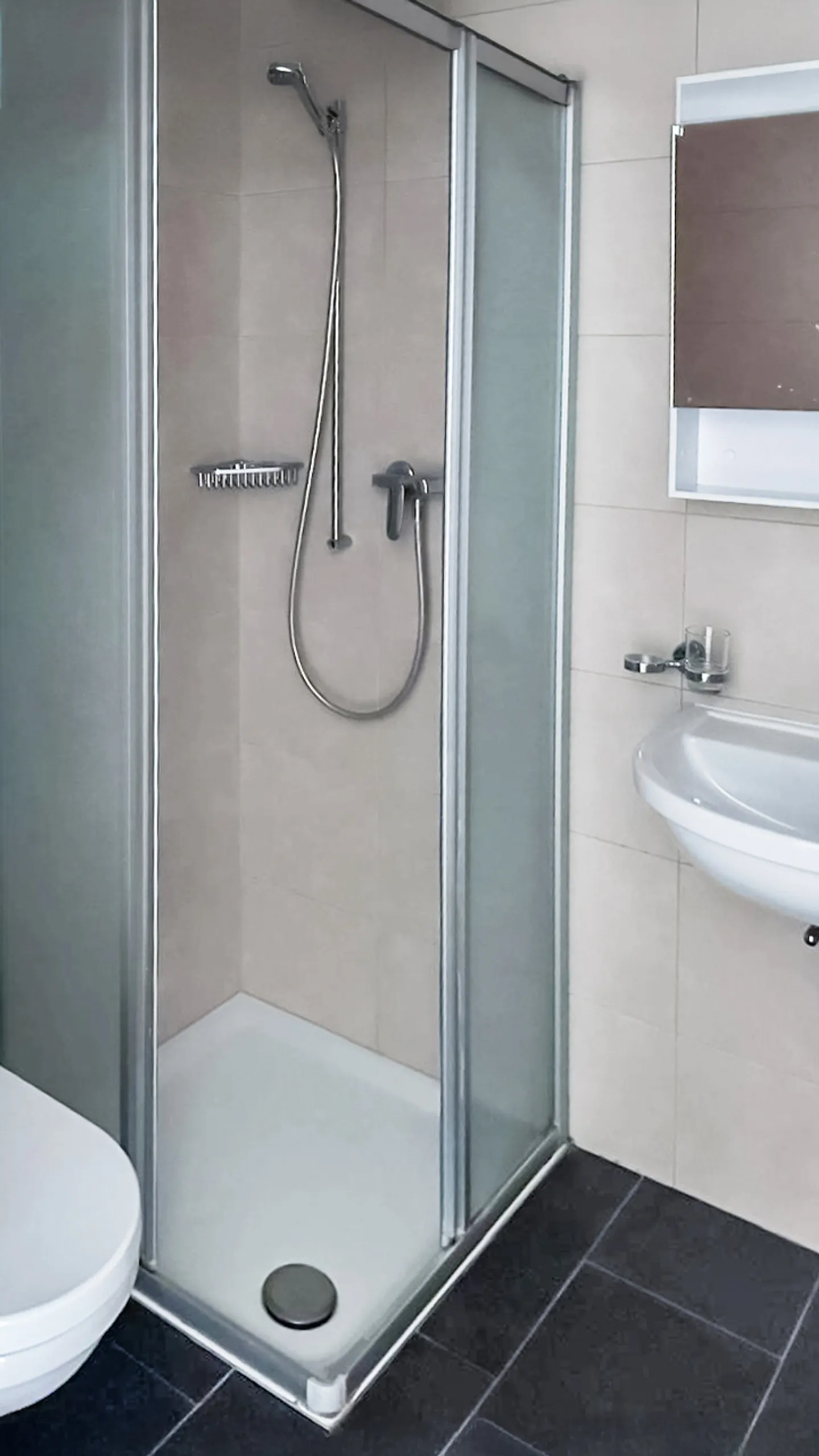 ZU VERMIETEN 3.5 ZIMMER WOHNUNG IN VOUVRY - Foto 6 von 9