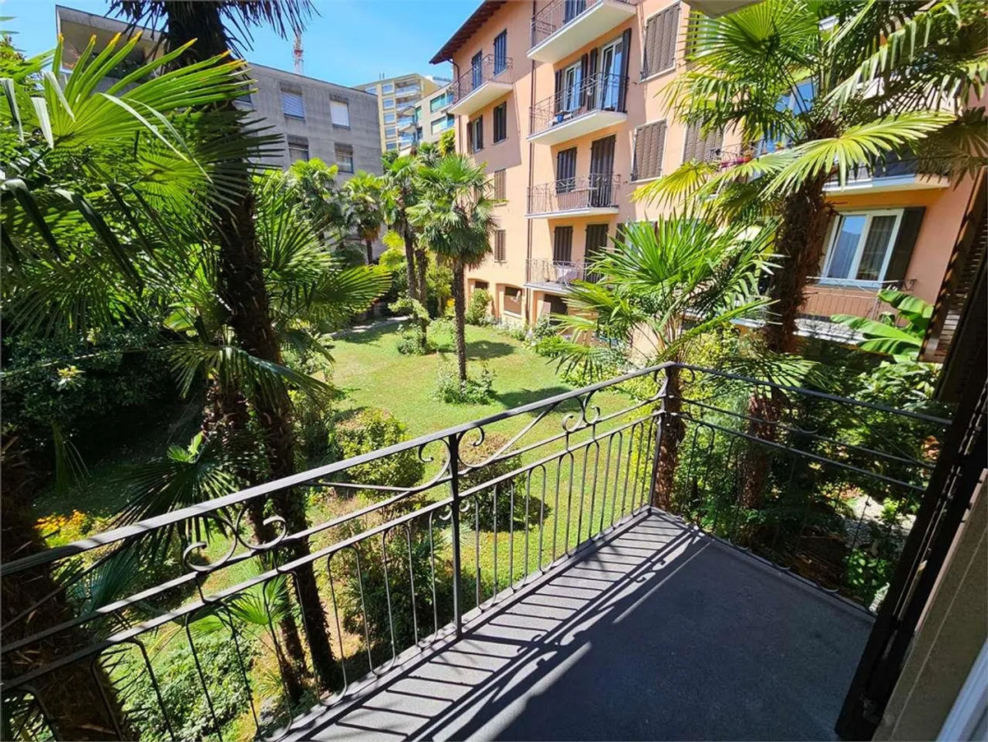 Lugano, bel appartement de 2,5 pièces avec balcon - Photo 4 sur 12