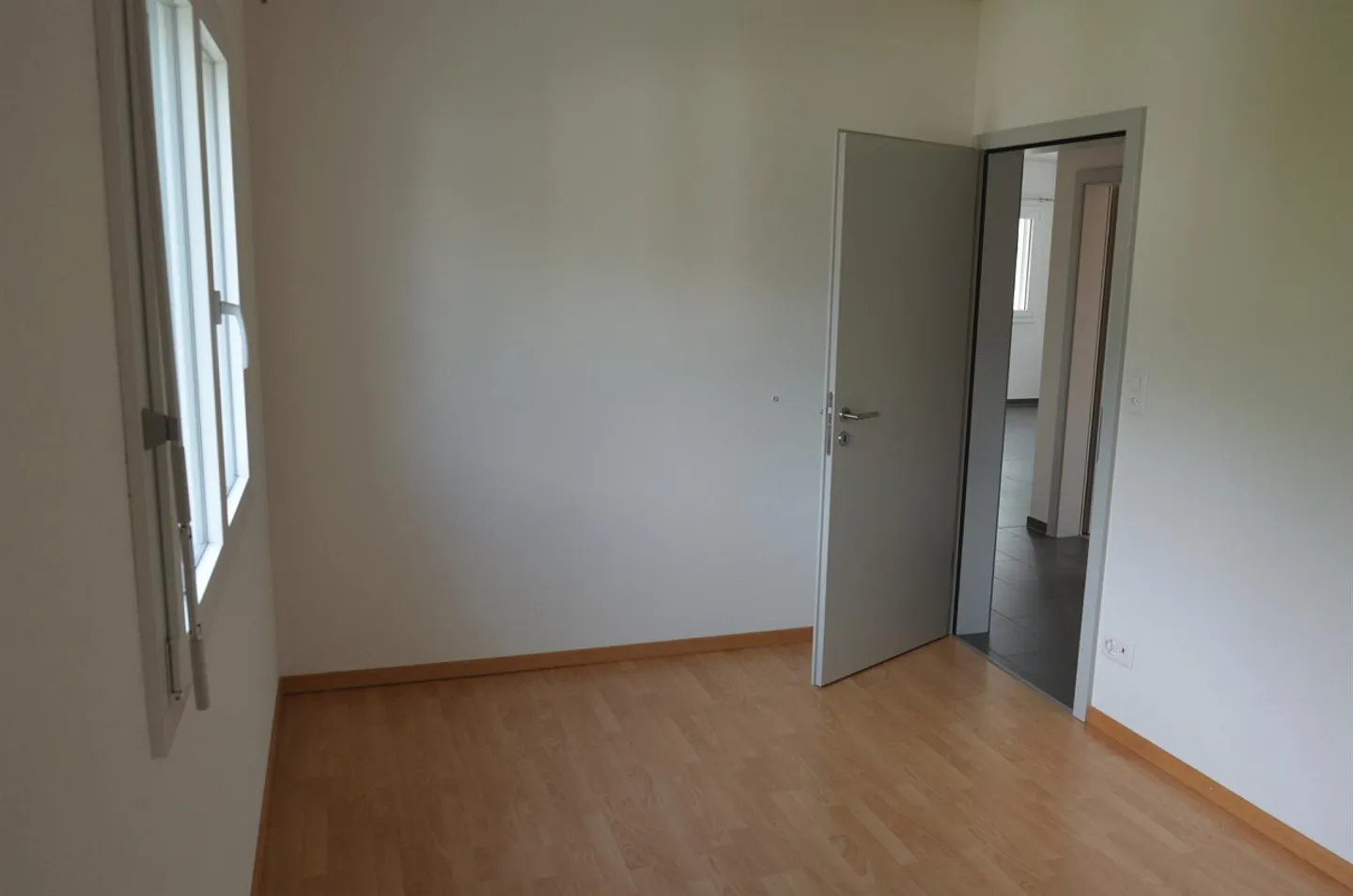 Appartement de 4,5 pièces dans un endroit calme - Photo 8 sur 10