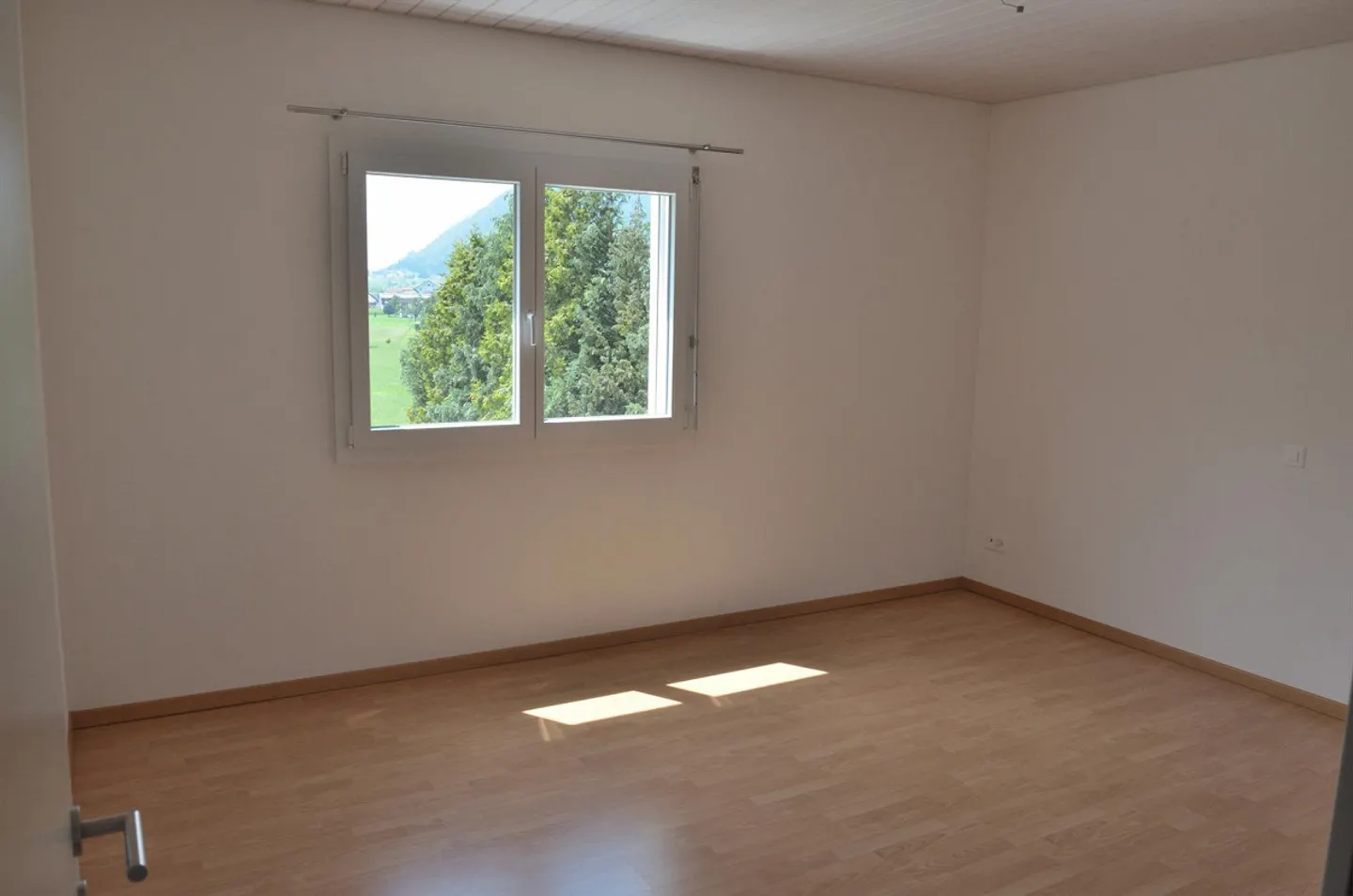 Appartement de 4,5 pièces dans un endroit calme - Photo 9 sur 10